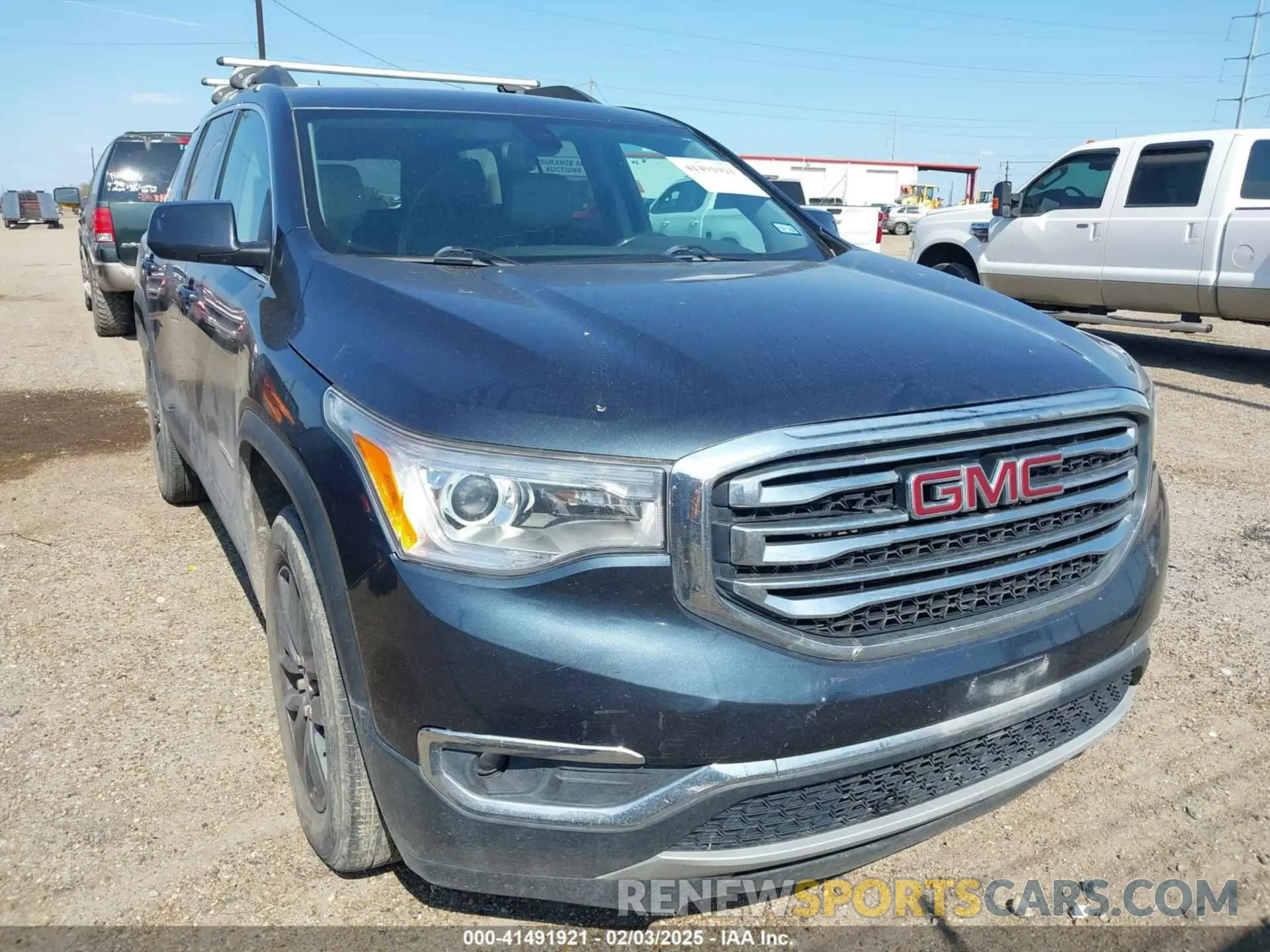 1 Photograph of a damaged car 1GKKNULS7KZ271767 GMC ACADIA 2019