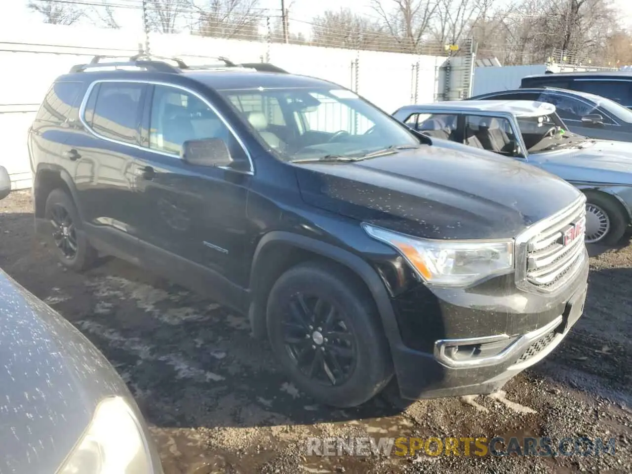 4 Photograph of a damaged car 1GKKNULS8KZ110649 GMC ACADIA 2019