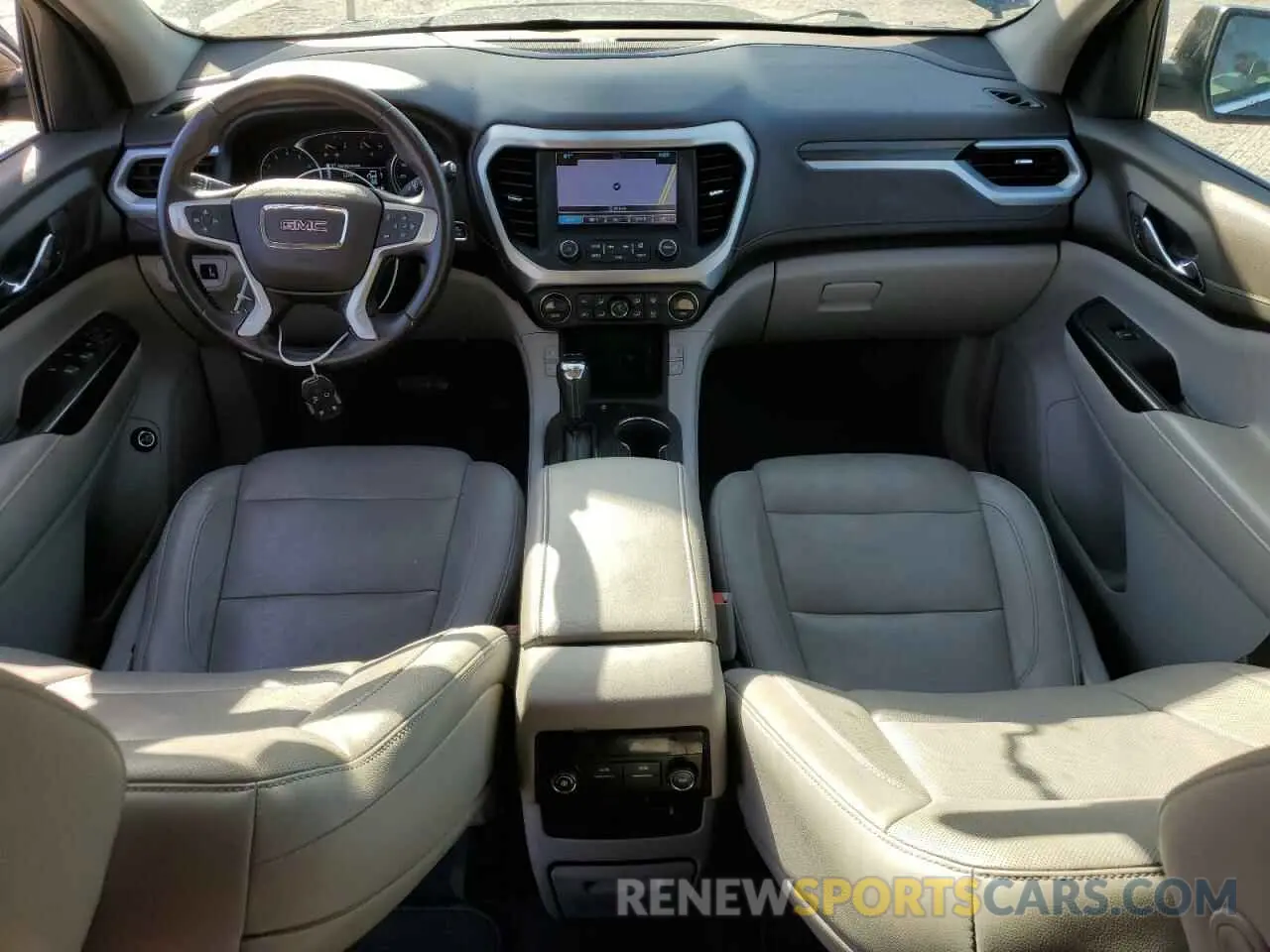 8 Photograph of a damaged car 1GKKNULS9KZ176823 GMC ACADIA 2019