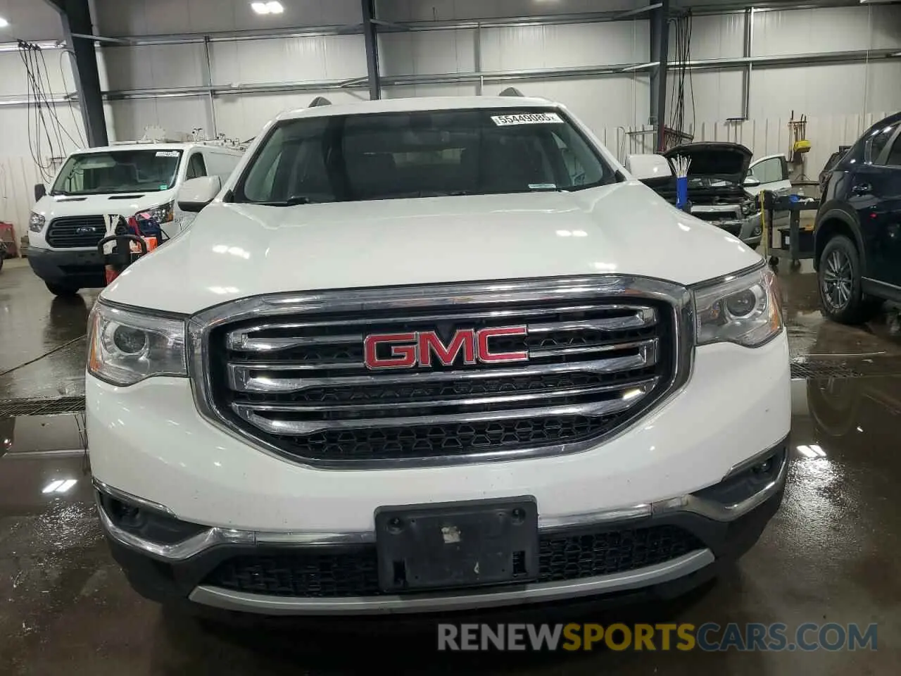 5 Photograph of a damaged car 1GKKNULS9KZ235370 GMC ACADIA 2019