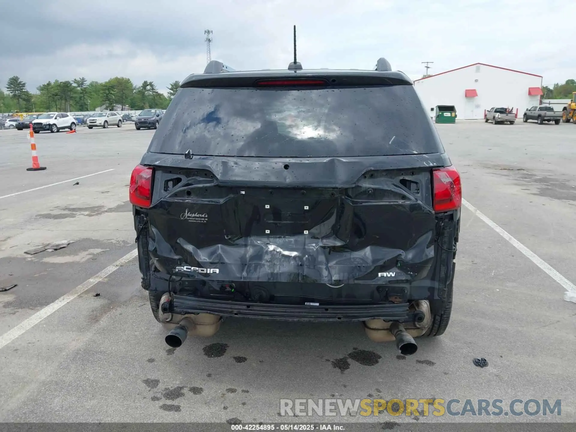 17 Photograph of a damaged car 1GKKNULSXKZ264229 GMC ACADIA 2019