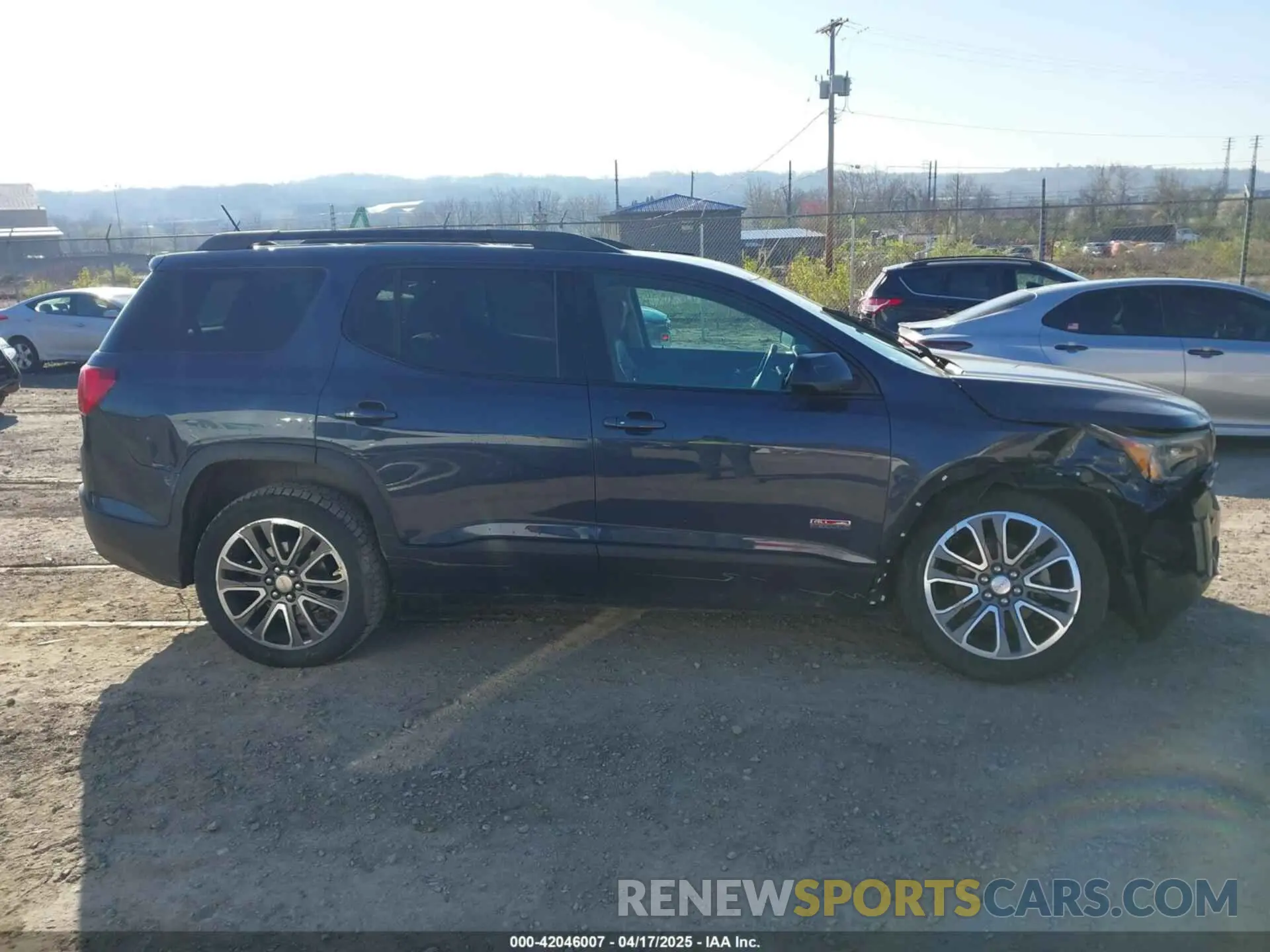 14 Photograph of a damaged car 1GKKNVLS5KZ185377 GMC ACADIA 2019