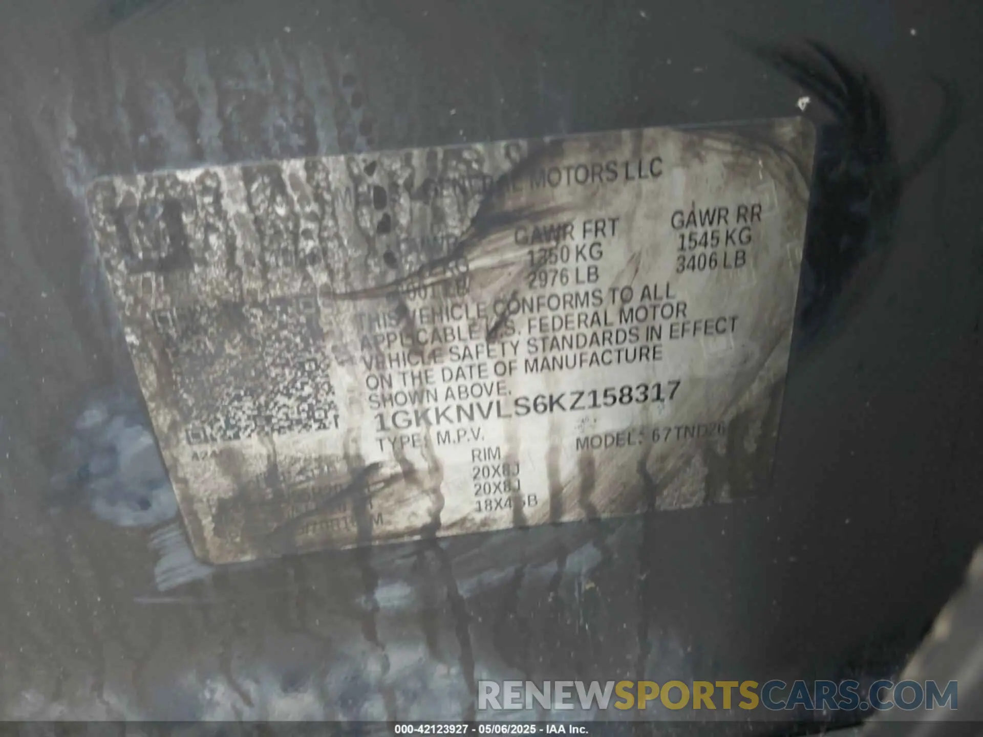 9 Photograph of a damaged car 1GKKNVLS6KZ158317 GMC ACADIA 2019