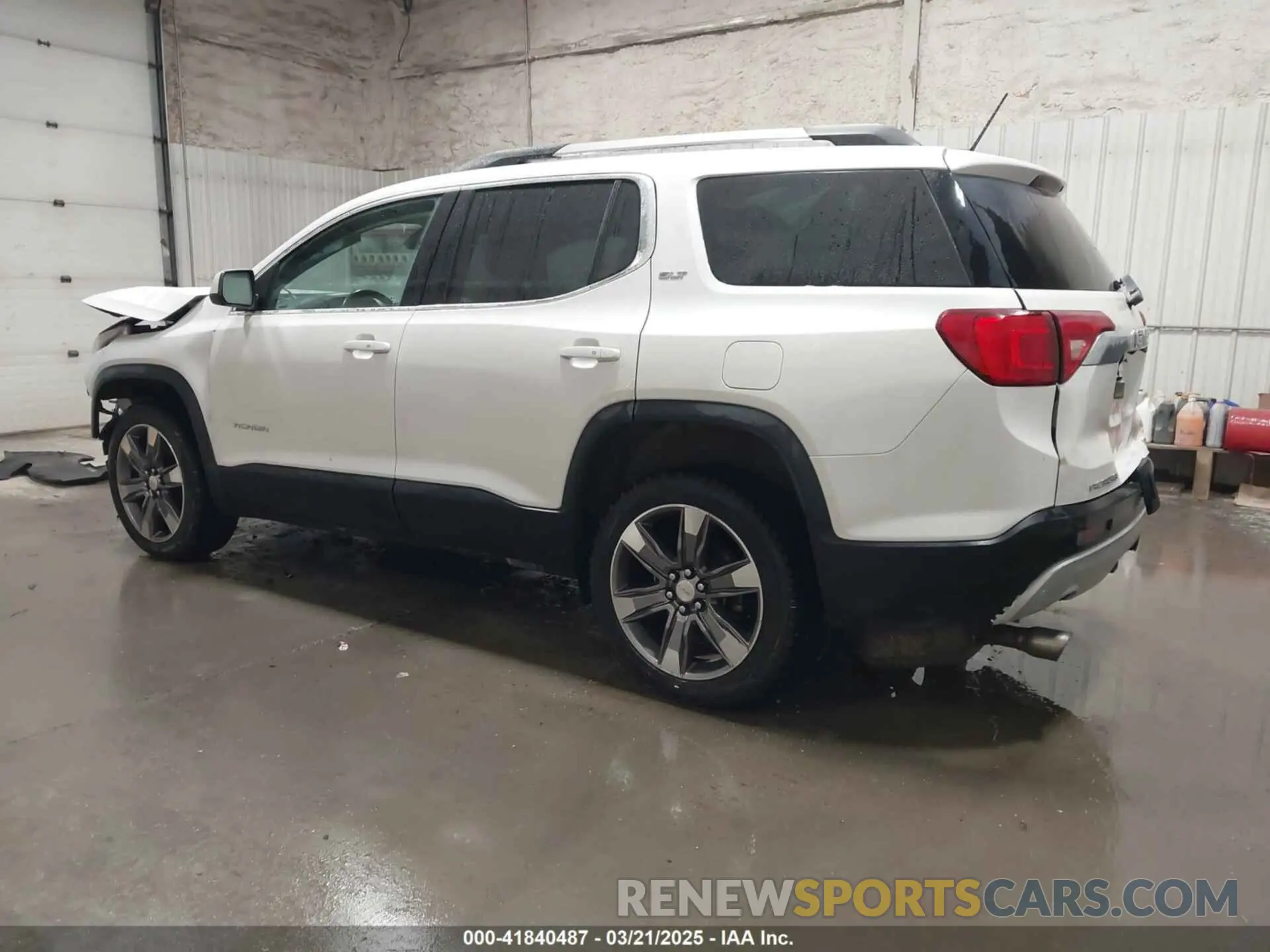 3 Photograph of a damaged car 1GKKNWLS6KZ161319 GMC ACADIA 2019