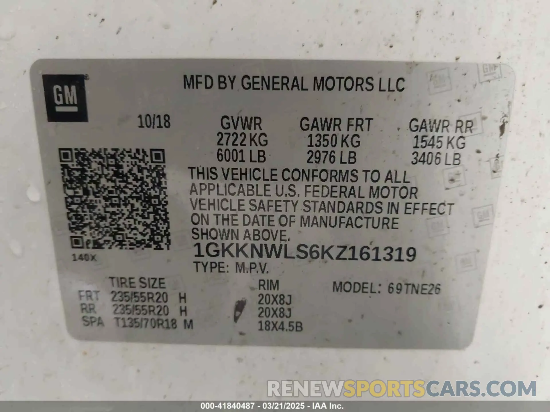 9 Photograph of a damaged car 1GKKNWLS6KZ161319 GMC ACADIA 2019