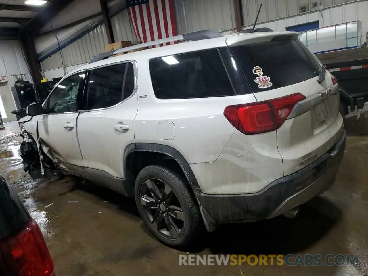 2 Photograph of a damaged car 1GKKNWLS8KZ221469 GMC ACADIA 2019