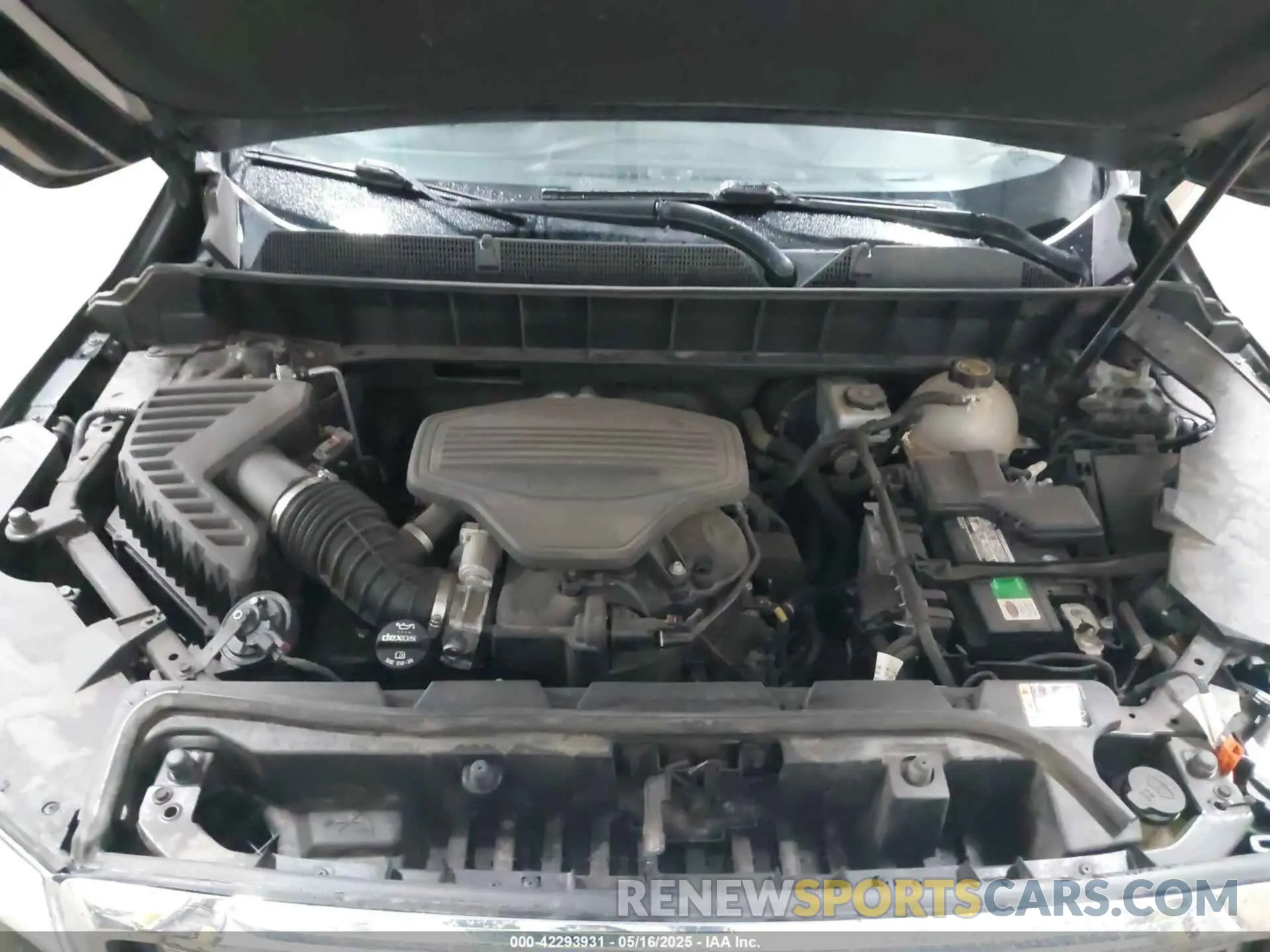 10 Photograph of a damaged car 1GKKNXLS0KZ112252 GMC ACADIA 2019