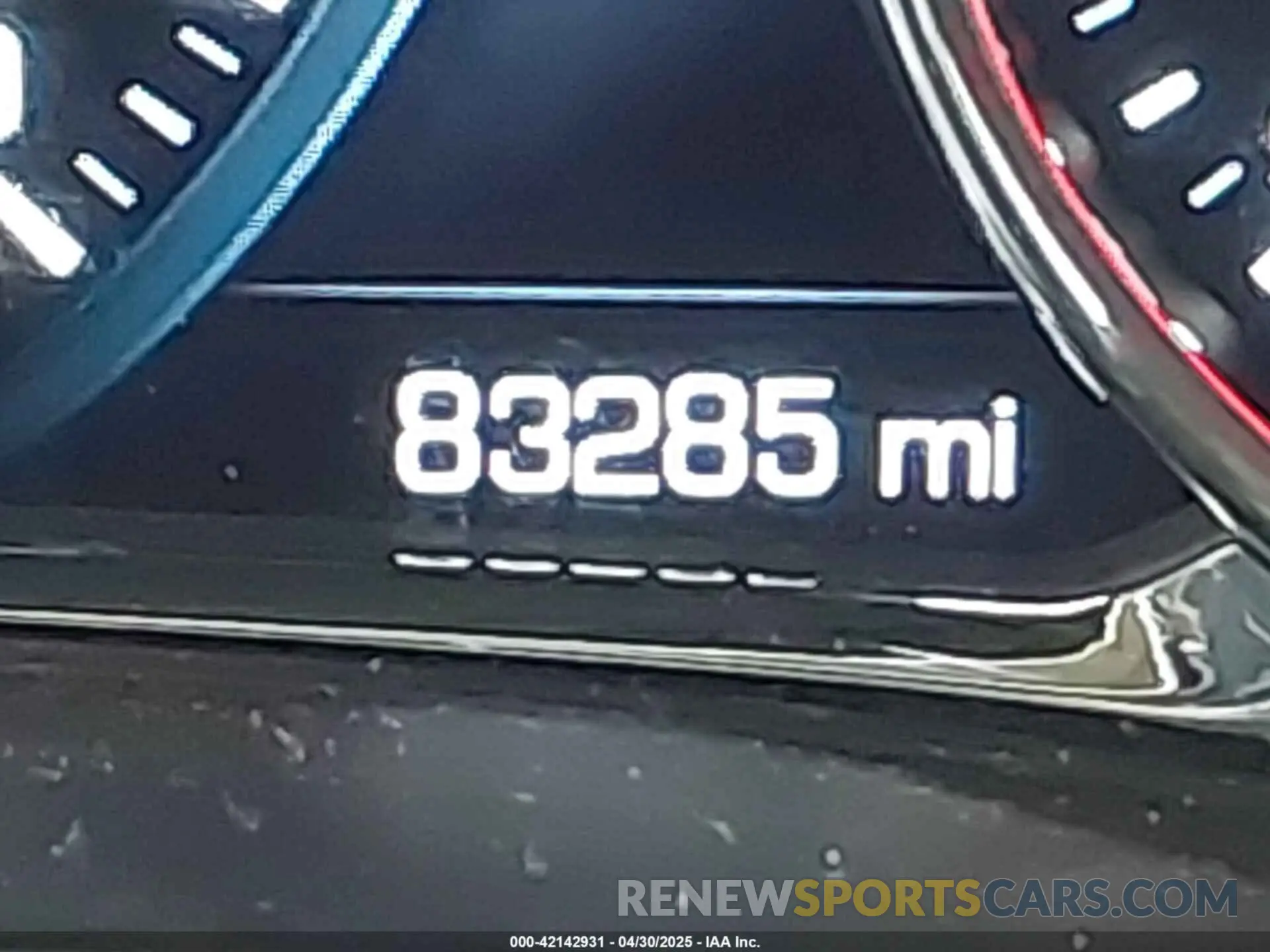 16 Photograph of a damaged car 1GKKNXLS4KZ137980 GMC ACADIA 2019