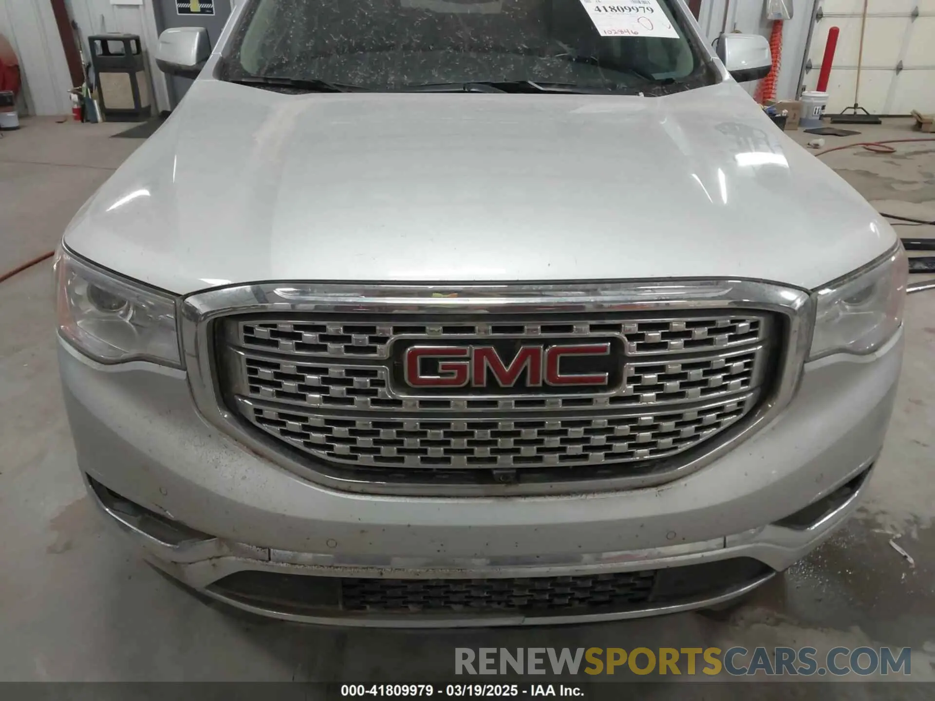 6 Photograph of a damaged car 1GKKNXLS5KZ230295 GMC ACADIA 2019