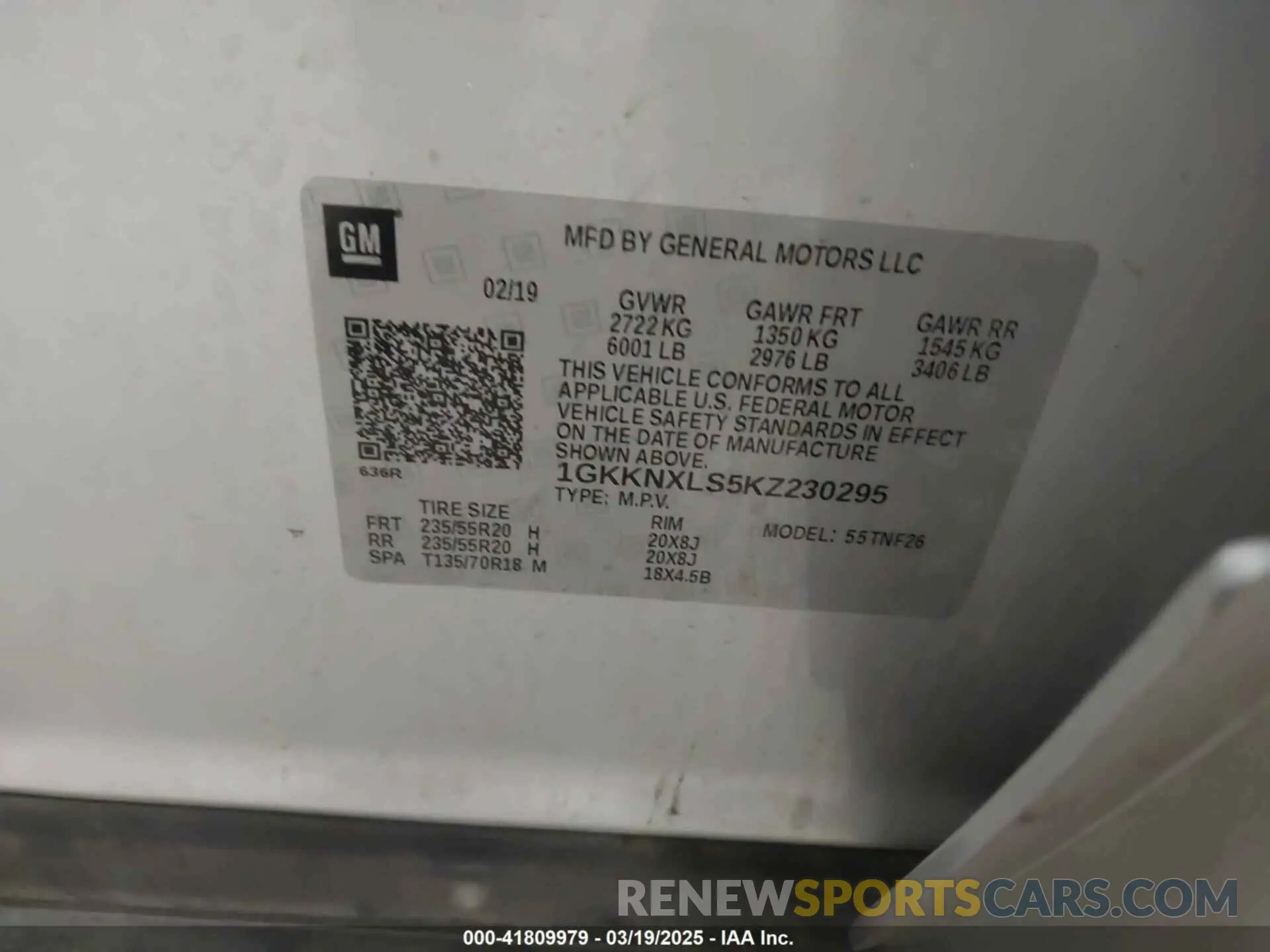 9 Photograph of a damaged car 1GKKNXLS5KZ230295 GMC ACADIA 2019