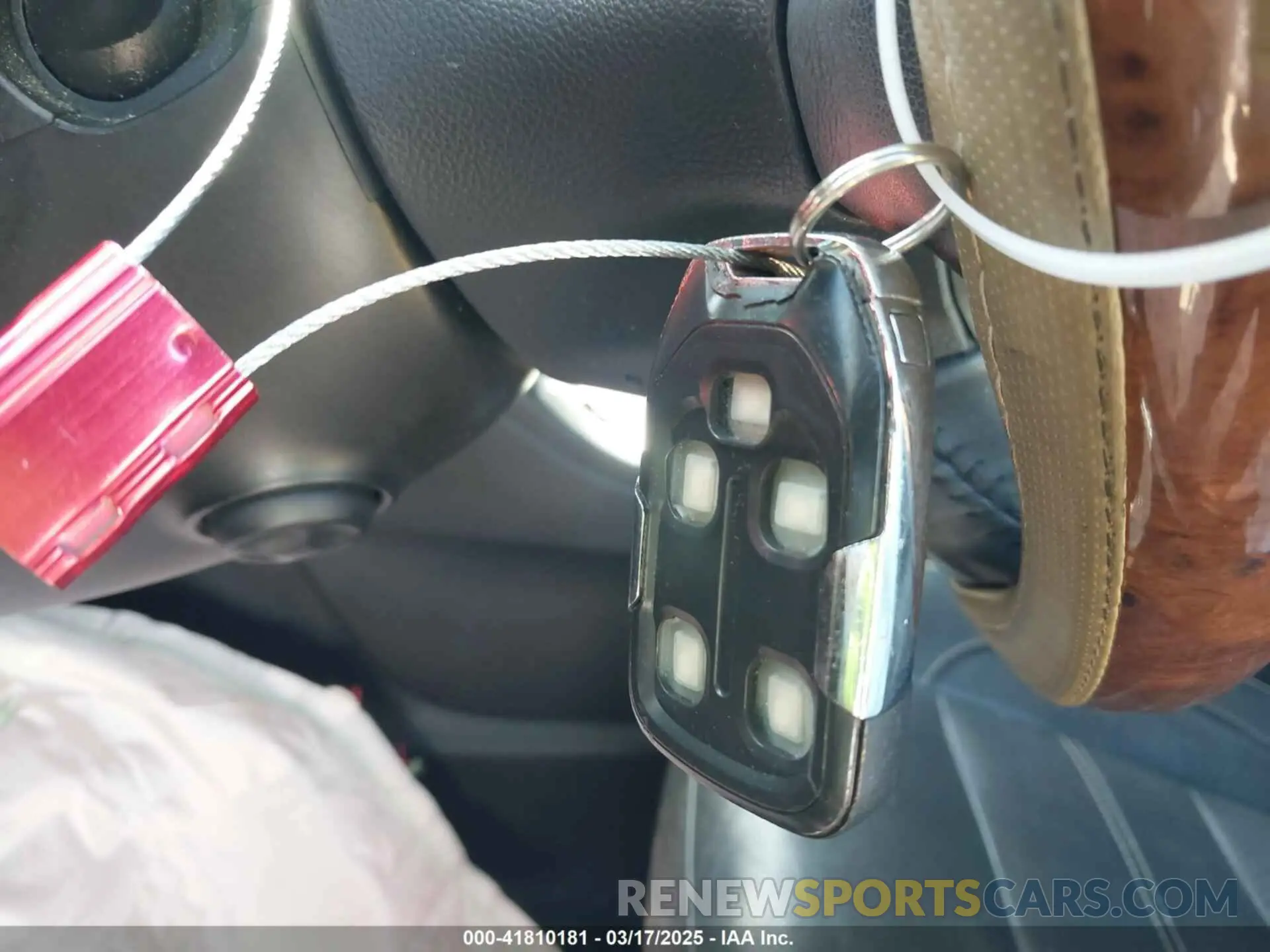 11 Photograph of a damaged car 1GKKNXLS6KZ194861 GMC ACADIA 2019