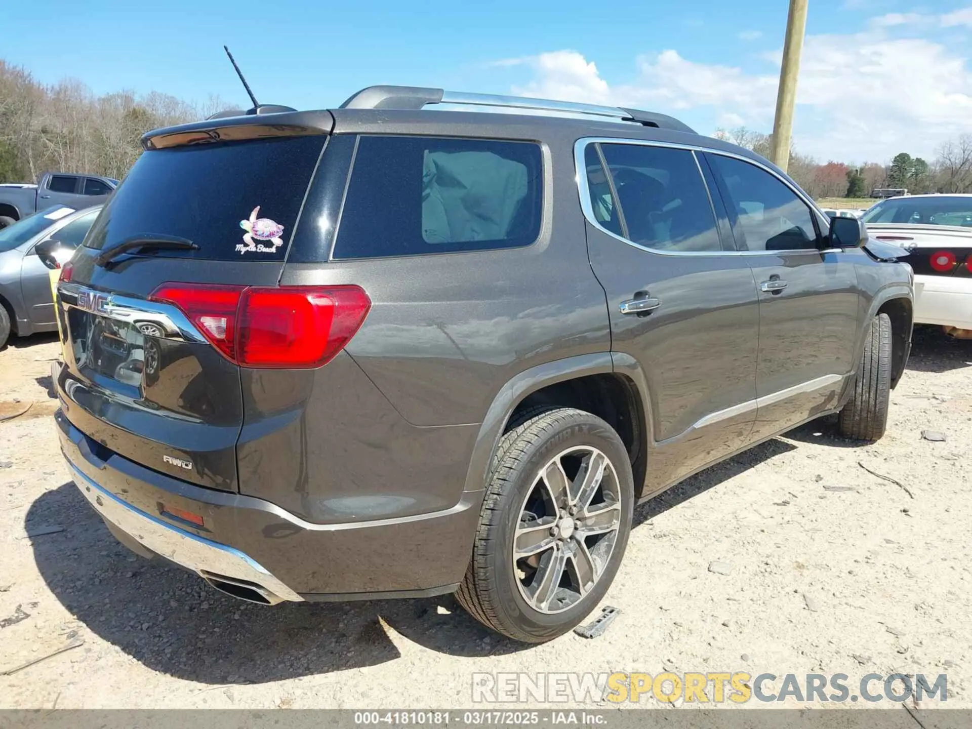 4 Photograph of a damaged car 1GKKNXLS6KZ194861 GMC ACADIA 2019