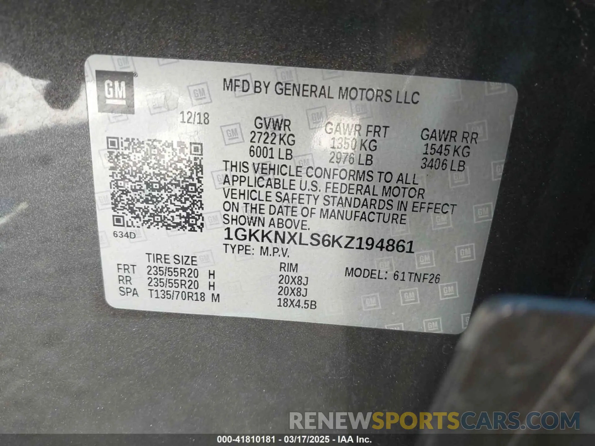 9 Photograph of a damaged car 1GKKNXLS6KZ194861 GMC ACADIA 2019