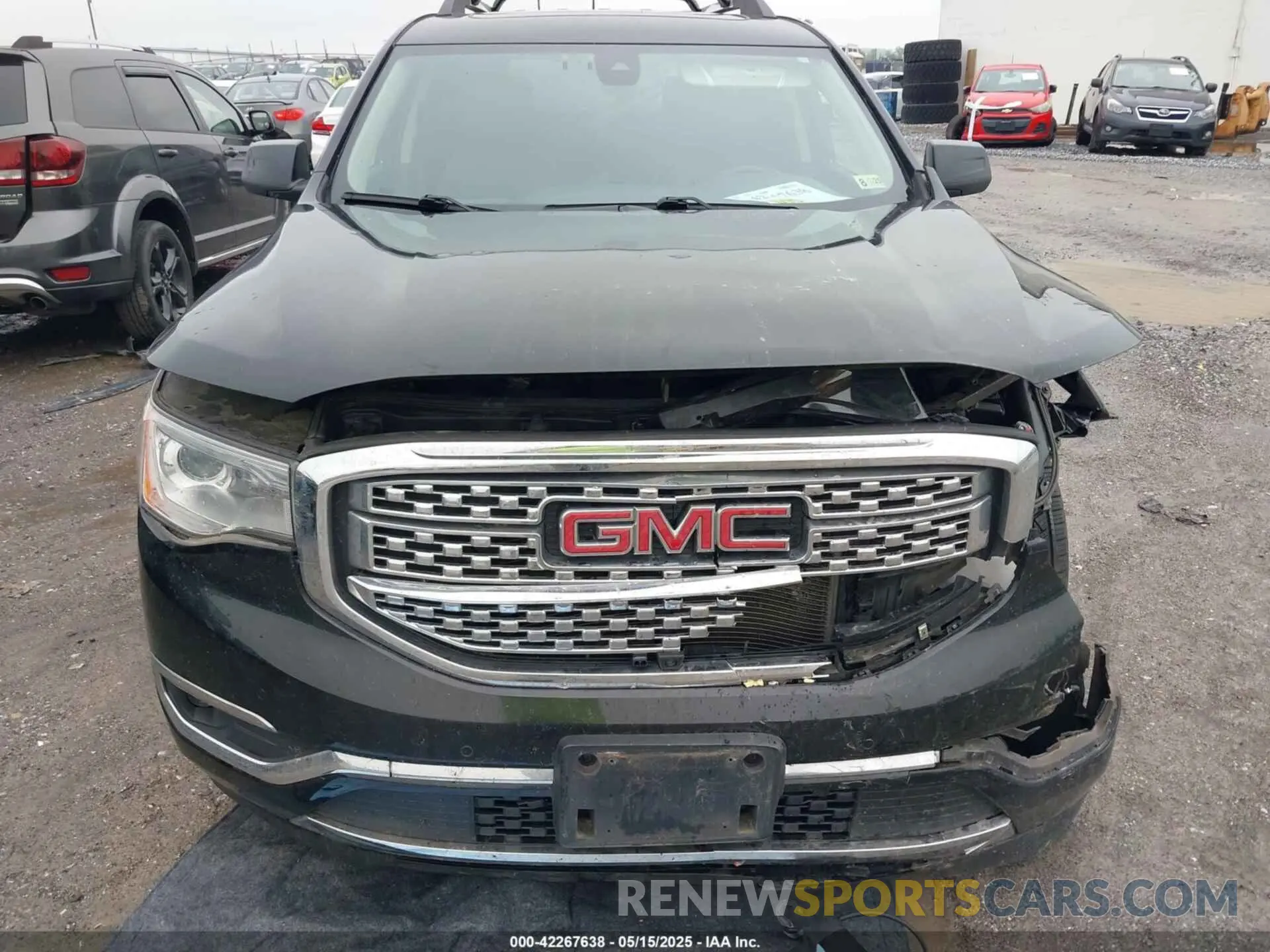 12 Photograph of a damaged car 1GKKNXLSXKZ100397 GMC ACADIA 2019