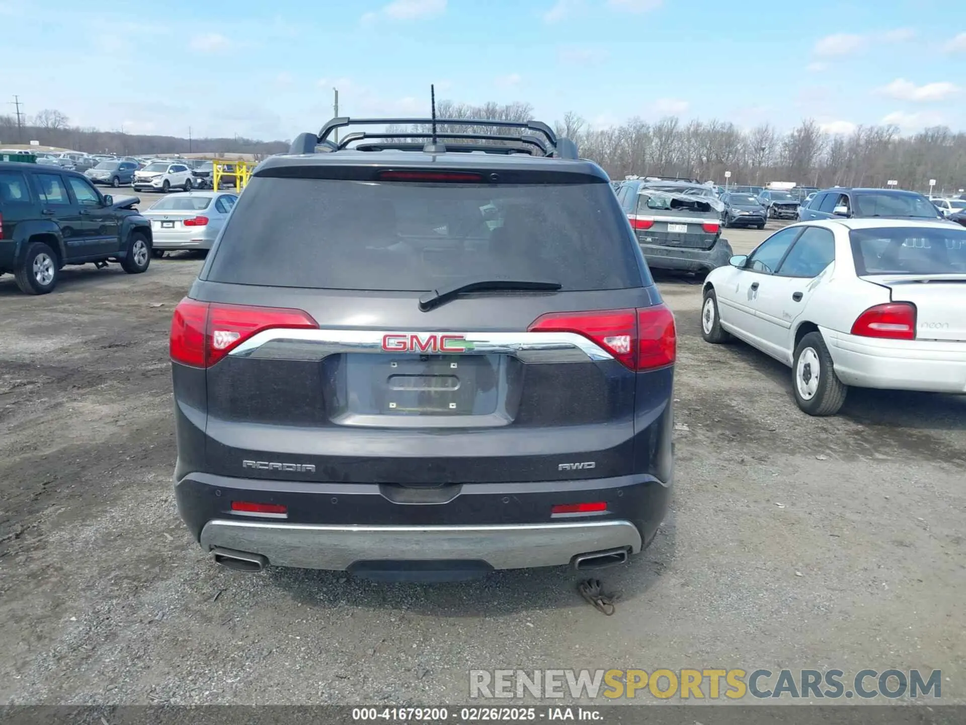 15 Photograph of a damaged car 1GKKNXLSXKZ114736 GMC ACADIA 2019