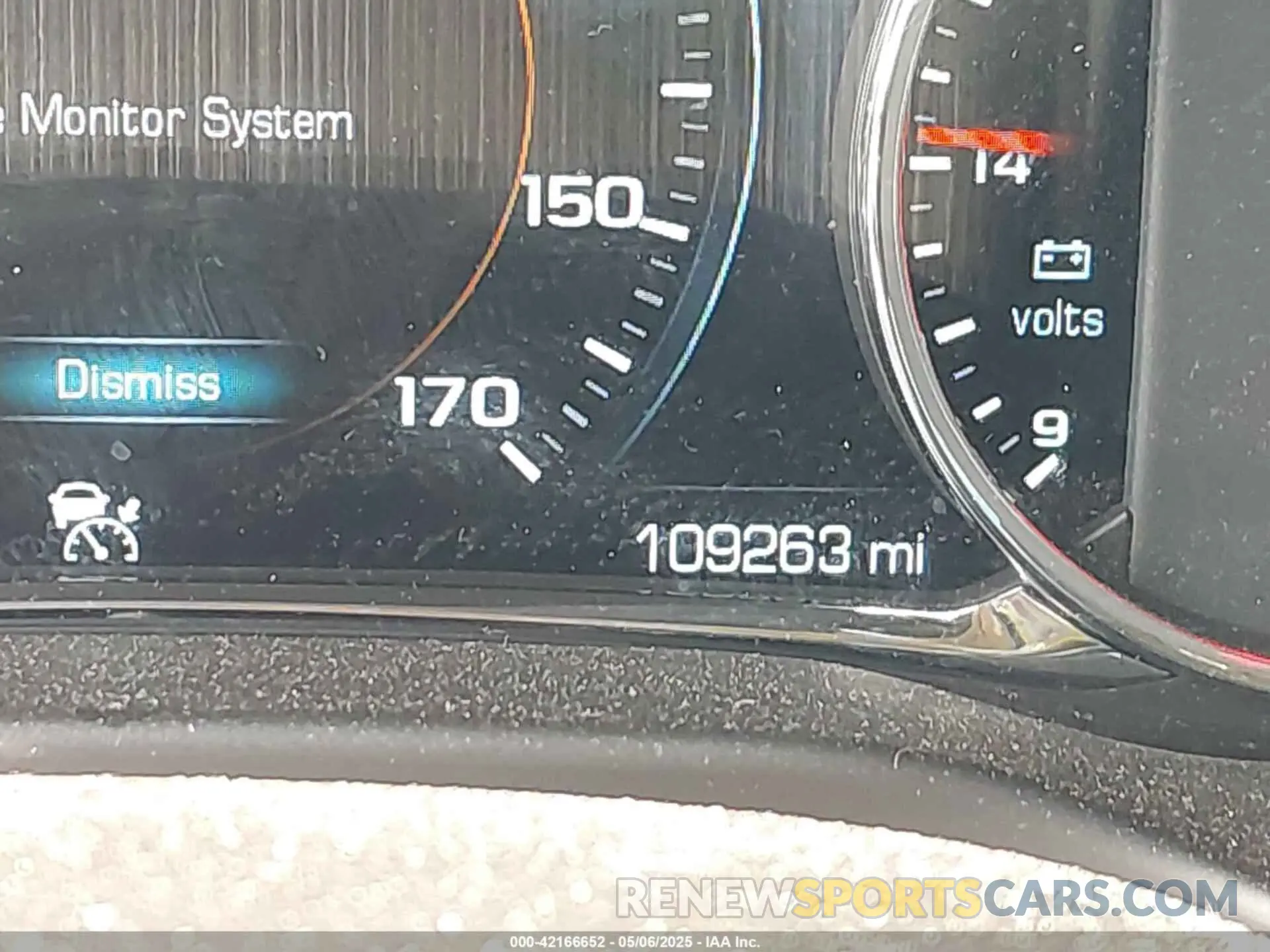 15 Photograph of a damaged car 1GKKNXLSXKZ131889 GMC ACADIA 2019