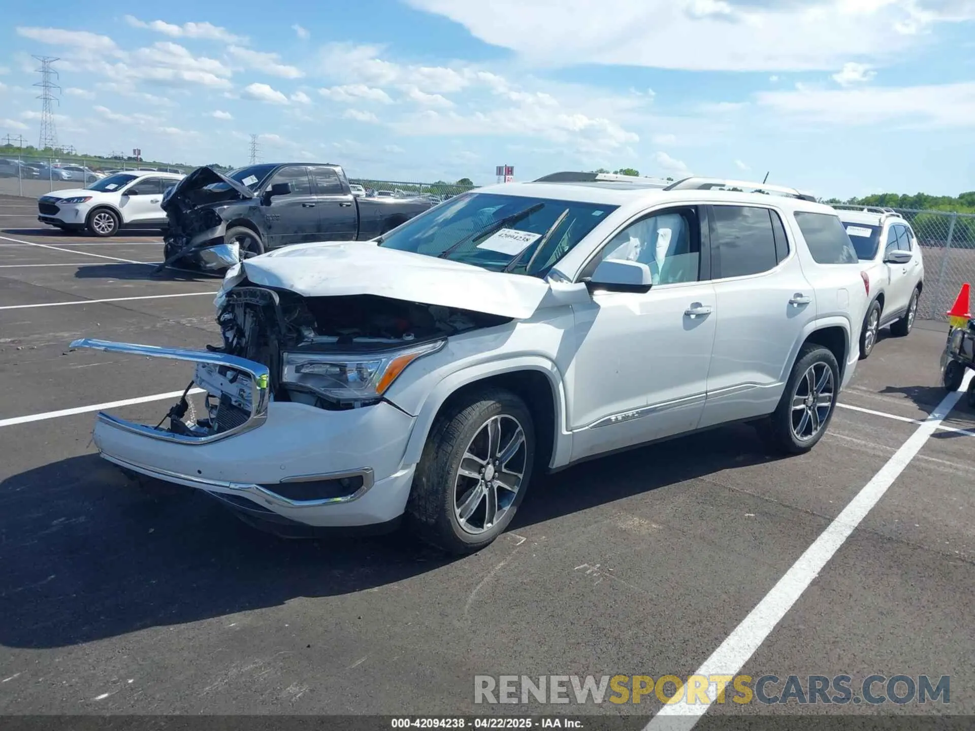 2 Photograph of a damaged car 1GKKNXLSXKZ238084 GMC ACADIA 2019