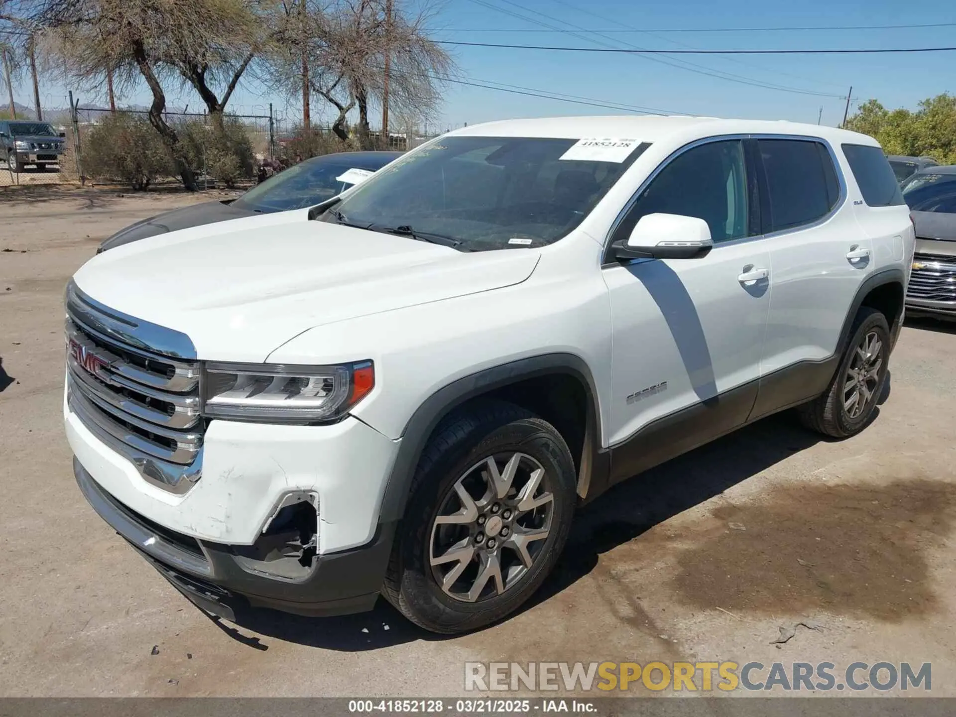 2 Photograph of a damaged car 1GKKNKLA1LZ227373 GMC ACADIA 2020