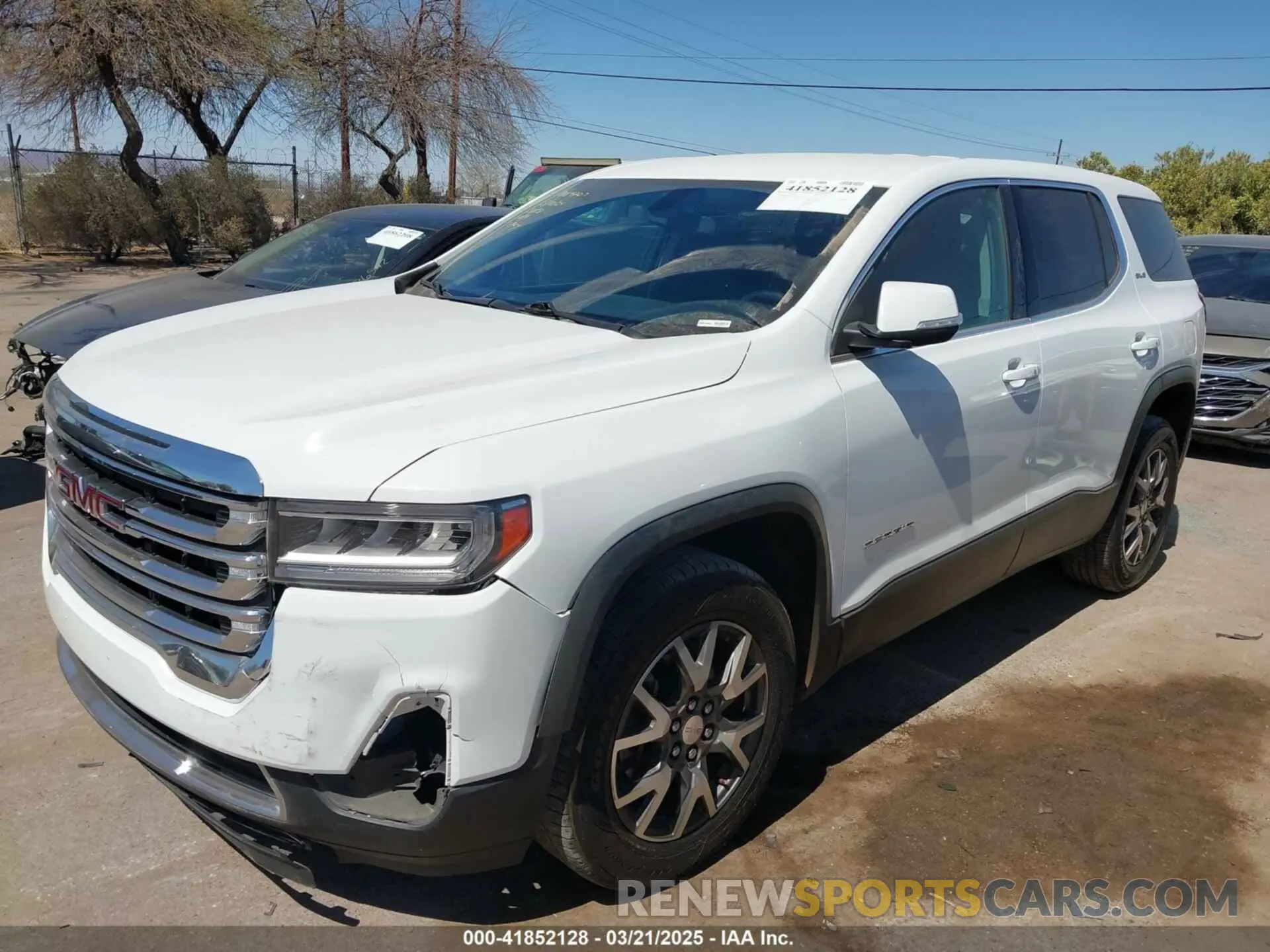 6 Photograph of a damaged car 1GKKNKLA1LZ227373 GMC ACADIA 2020