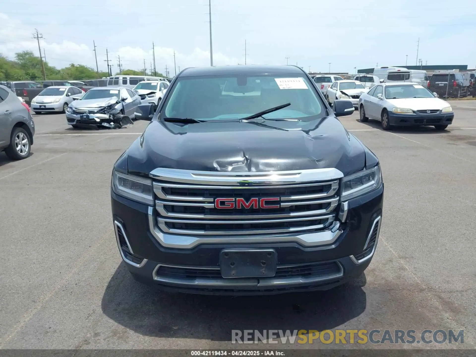 12 Photograph of a damaged car 1GKKNKLA2LZ138525 GMC ACADIA 2020