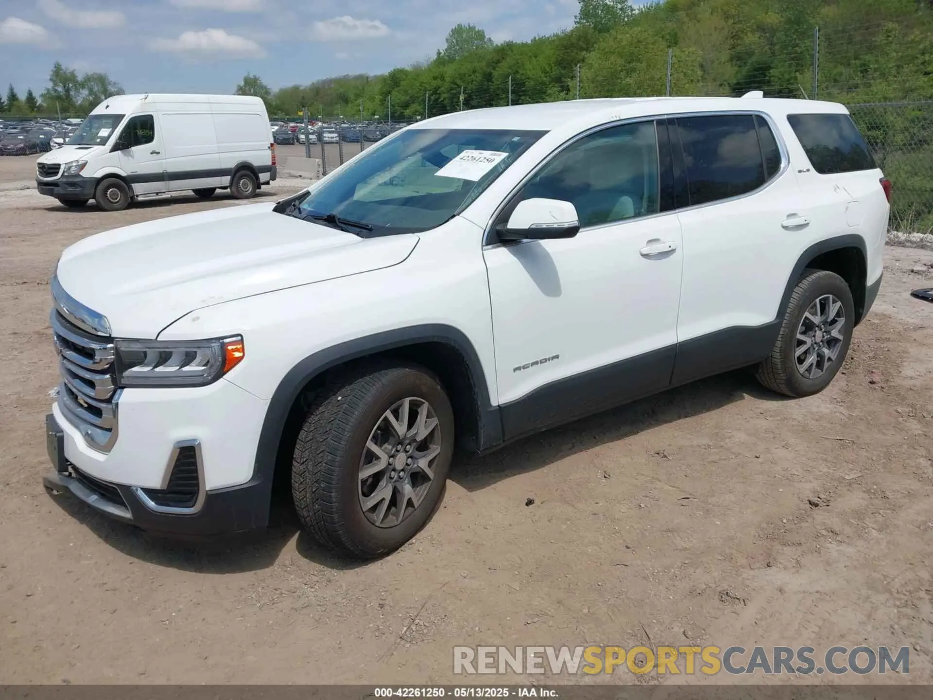 2 Photograph of a damaged car 1GKKNKLA4LZ164964 GMC ACADIA 2020