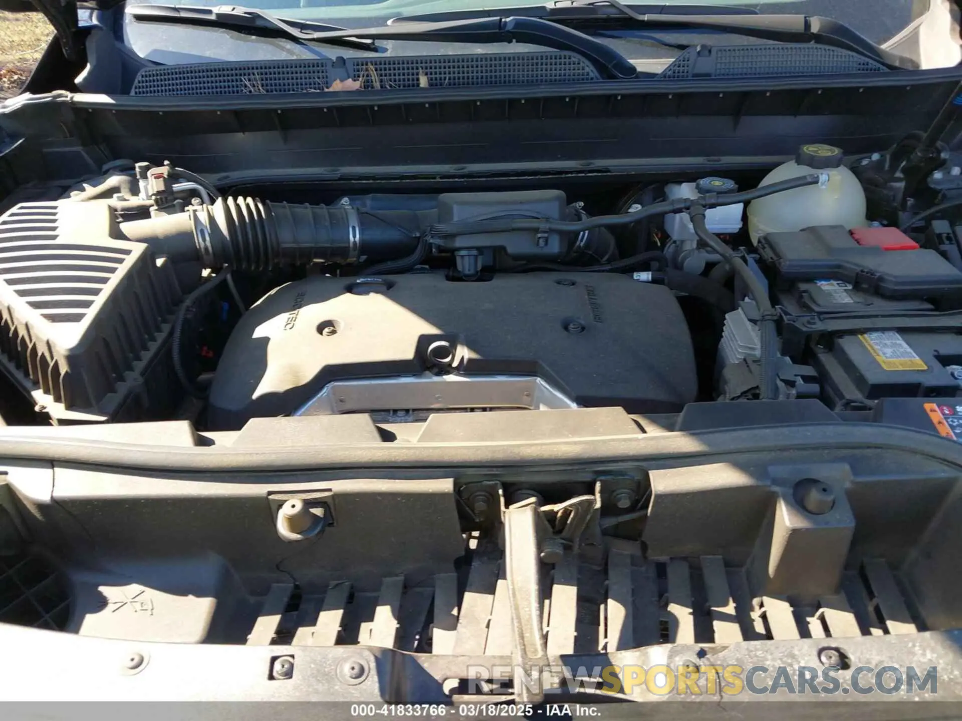 10 Photograph of a damaged car 1GKKNKLA4LZ181585 GMC ACADIA 2020