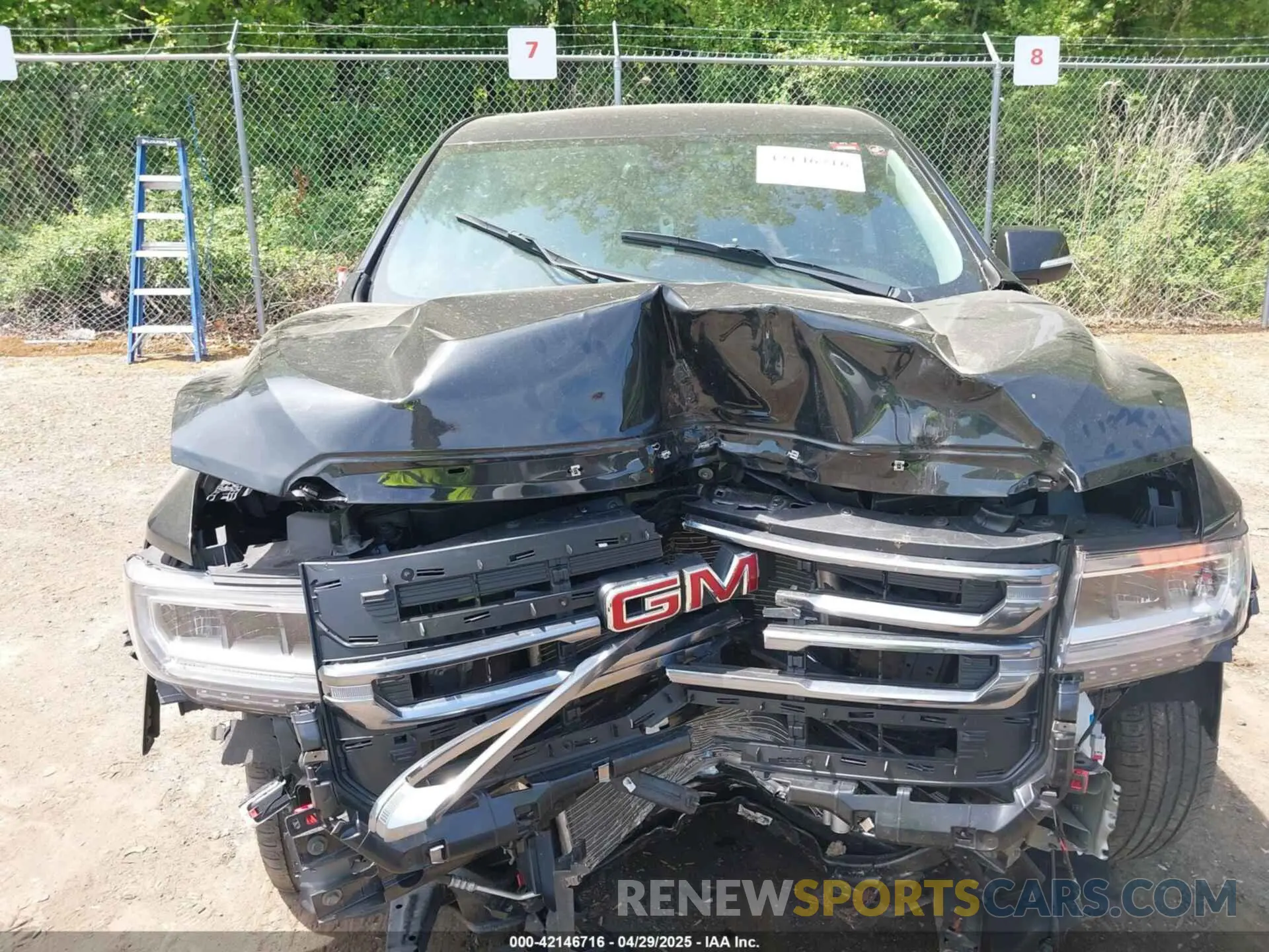 11 Photograph of a damaged car 1GKKNKLA4LZ223060 GMC ACADIA 2020