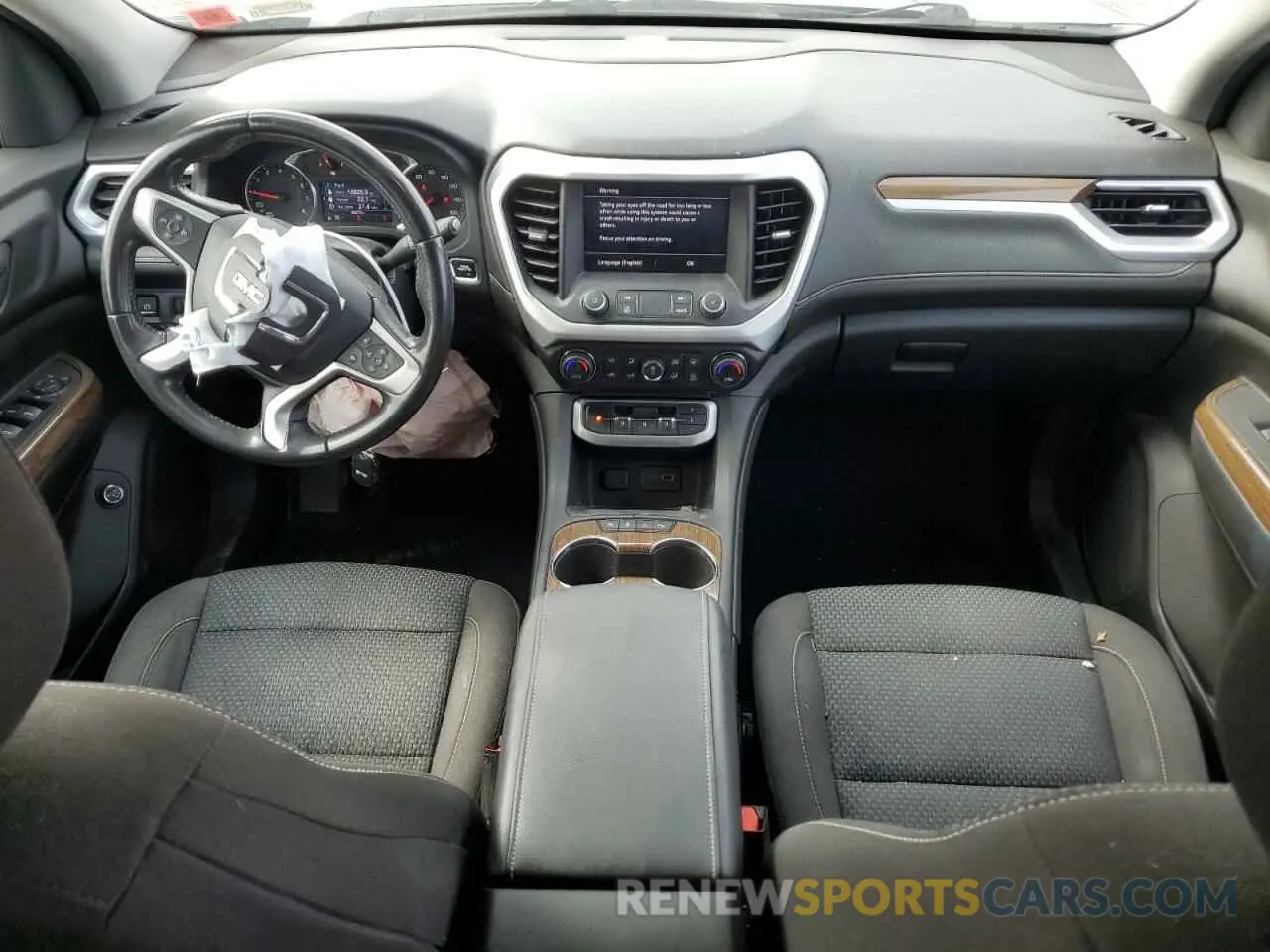 8 Photograph of a damaged car 1GKKNKLA5LZ167971 GMC ACADIA 2020