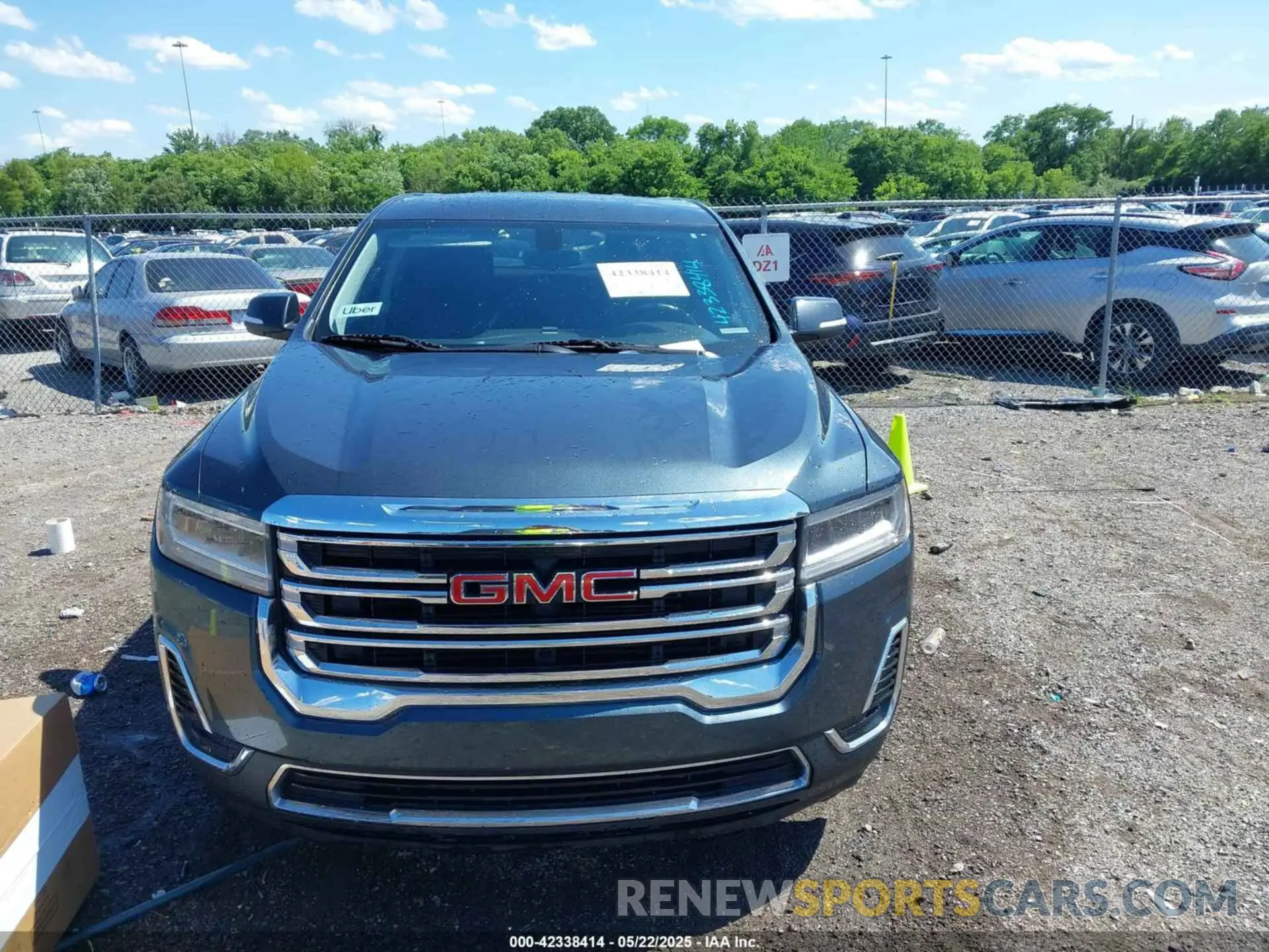 12 Photograph of a damaged car 1GKKNKLA6LZ174220 GMC ACADIA 2020