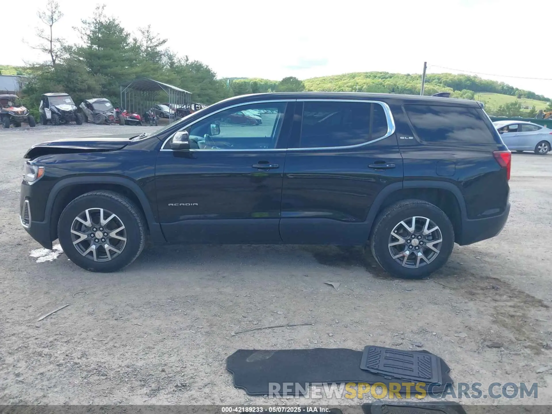 15 Photograph of a damaged car 1GKKNKLA6LZ175223 GMC ACADIA 2020
