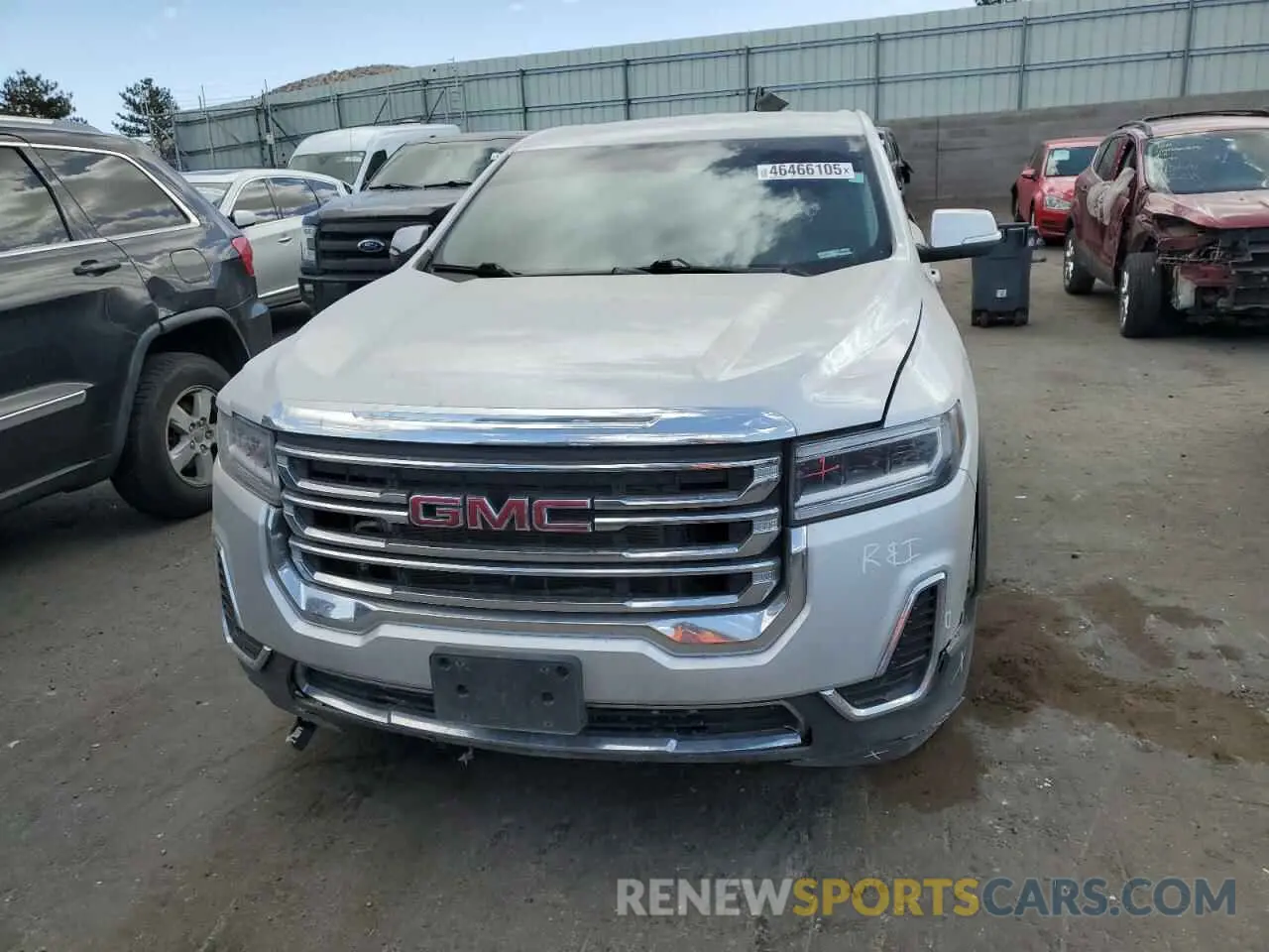 5 Photograph of a damaged car 1GKKNKLA7LZ229743 GMC ACADIA 2020