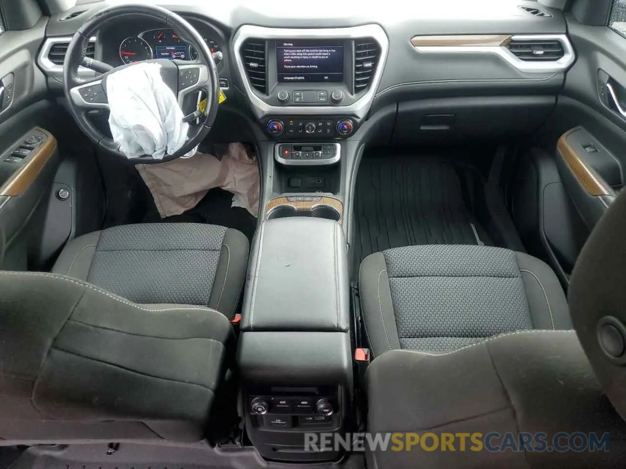 8 Photograph of a damaged car 1GKKNKLS1LZ142817 GMC ACADIA 2020
