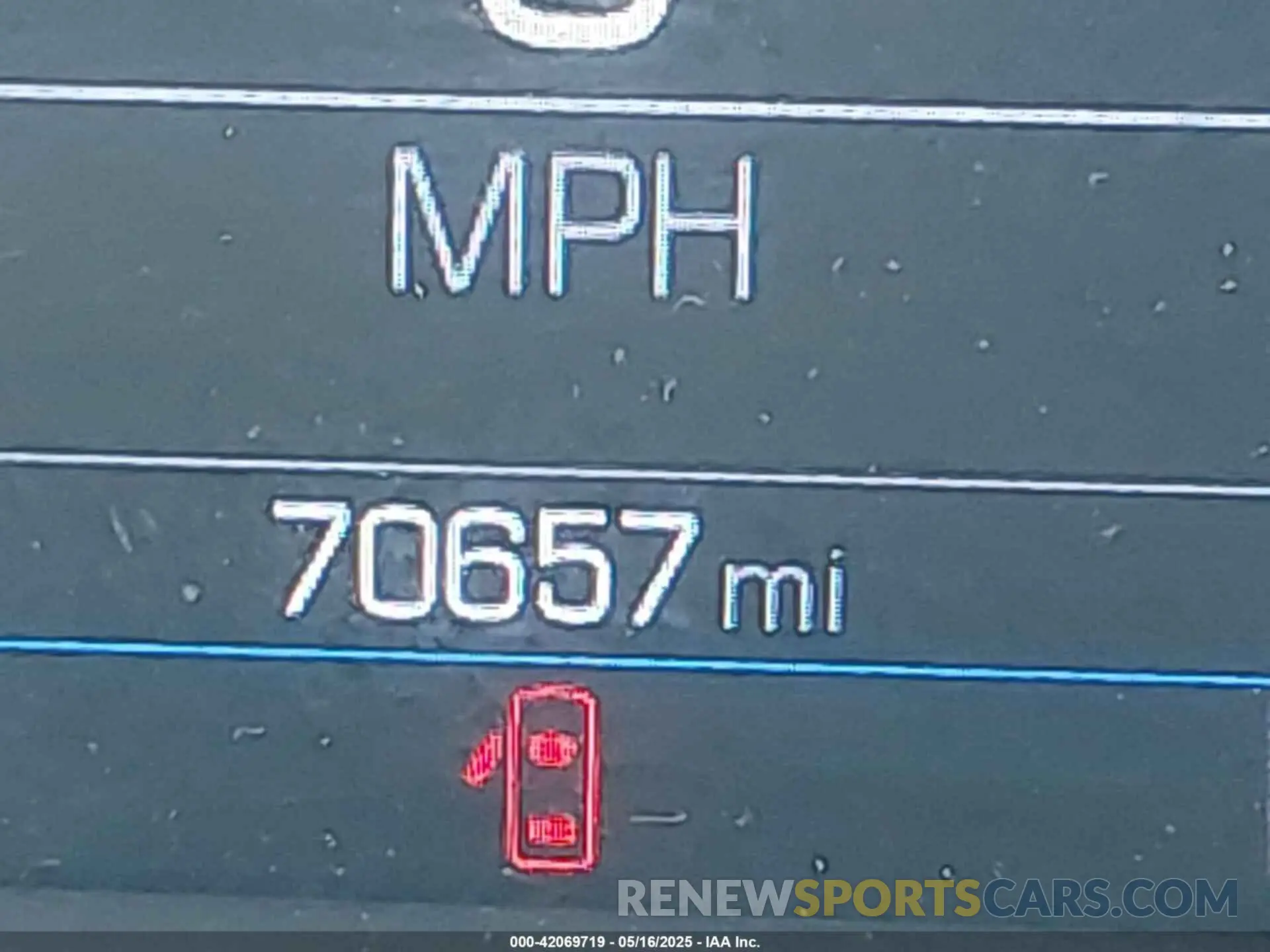 15 Photograph of a damaged car 1GKKNKLS4LZ128815 GMC ACADIA 2020