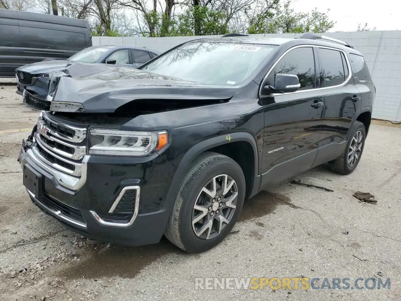 1 Photograph of a damaged car 1GKKNKLS7LZ141347 GMC ACADIA 2020