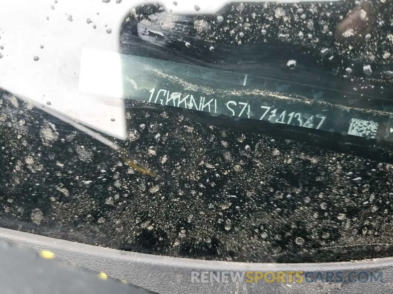15 Photograph of a damaged car 1GKKNKLS7LZ141347 GMC ACADIA 2020