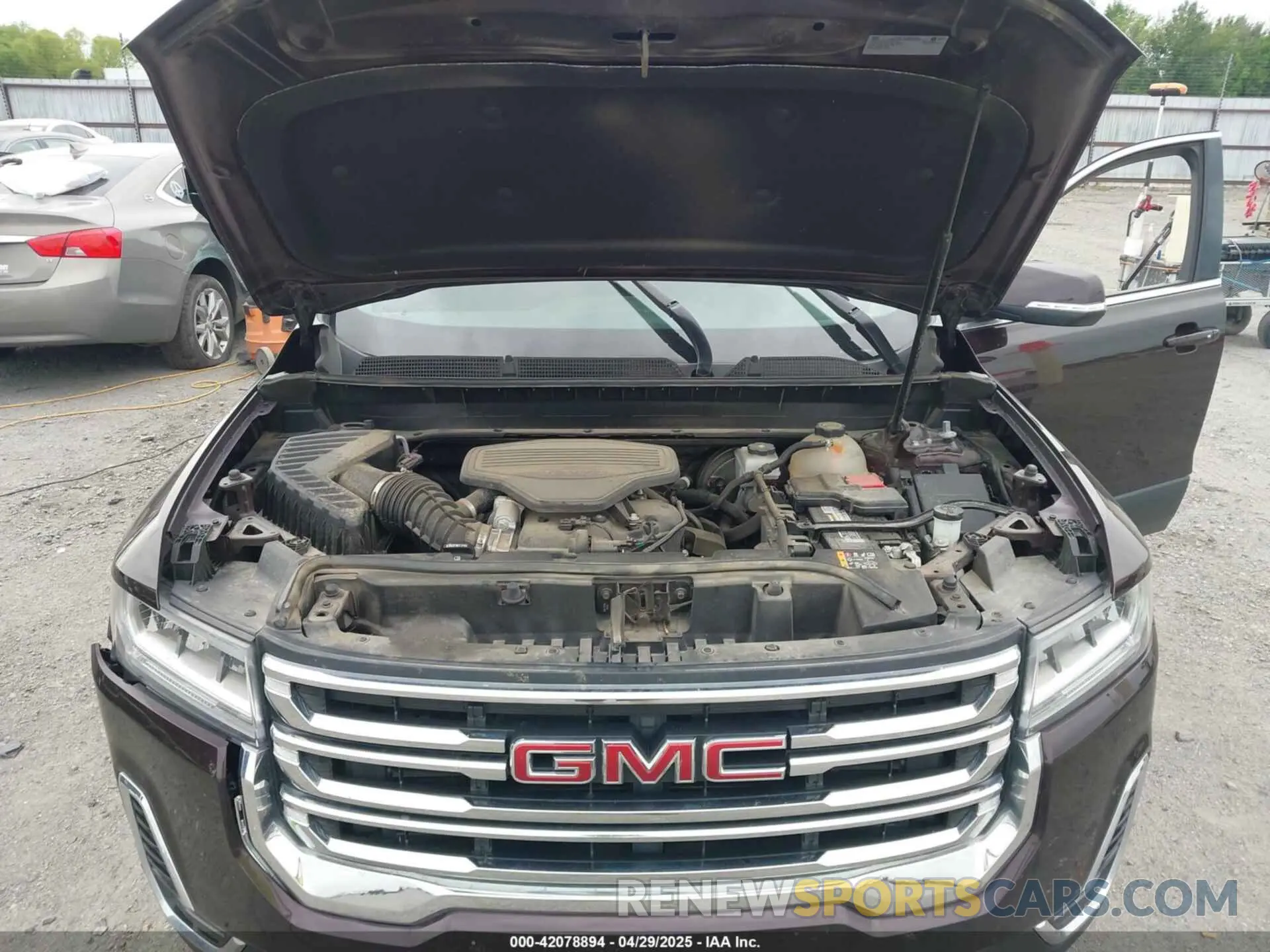 10 Photograph of a damaged car 1GKKNKLS9LZ147442 GMC ACADIA 2020