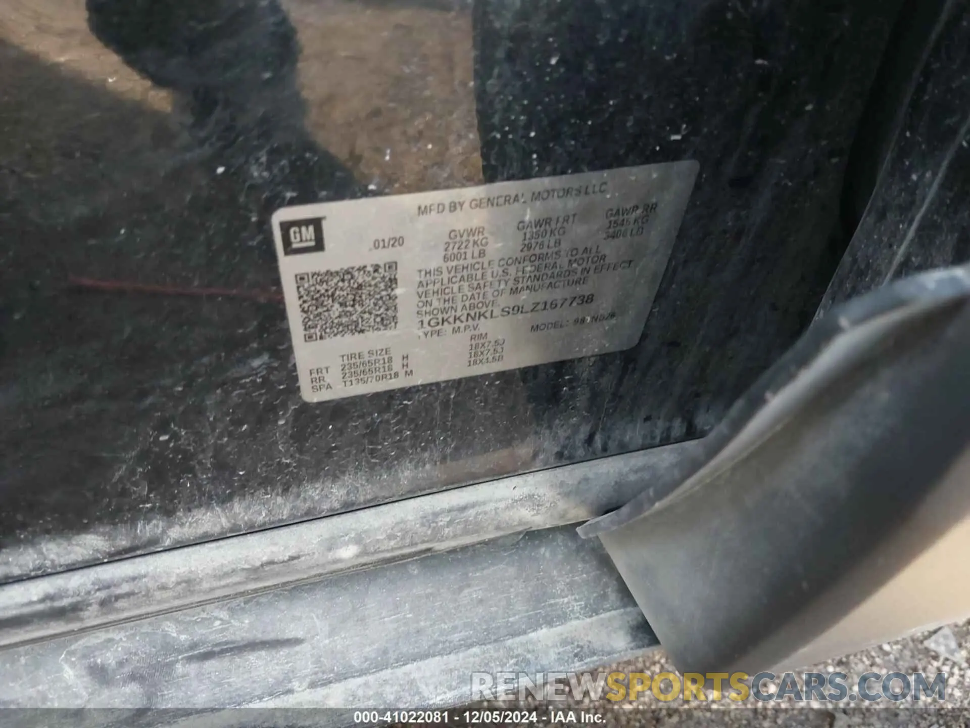 9 Photograph of a damaged car 1GKKNKLS9LZ167738 GMC ACADIA 2020