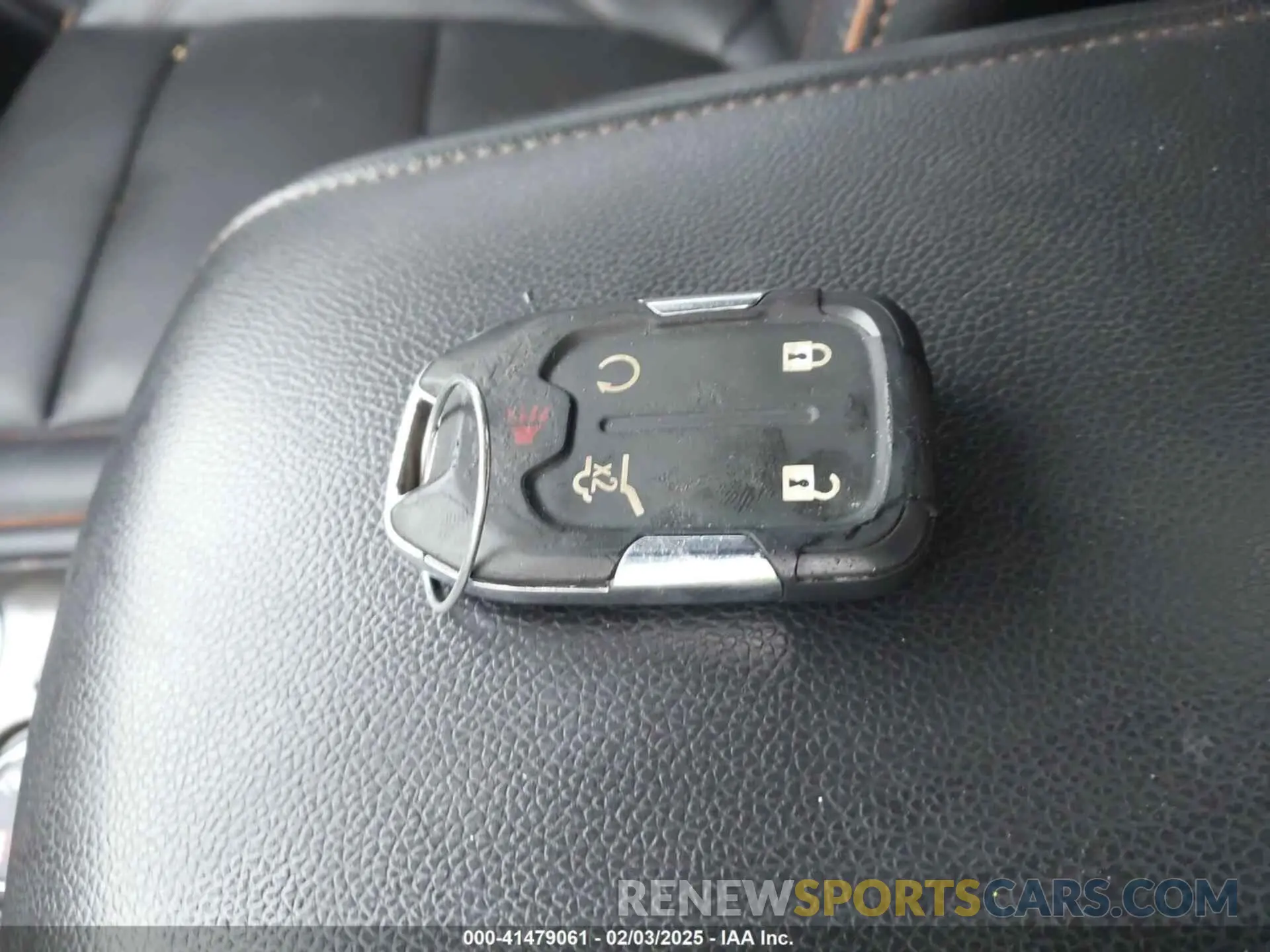 11 Photograph of a damaged car 1GKKNLLS0LZ190346 GMC ACADIA 2020