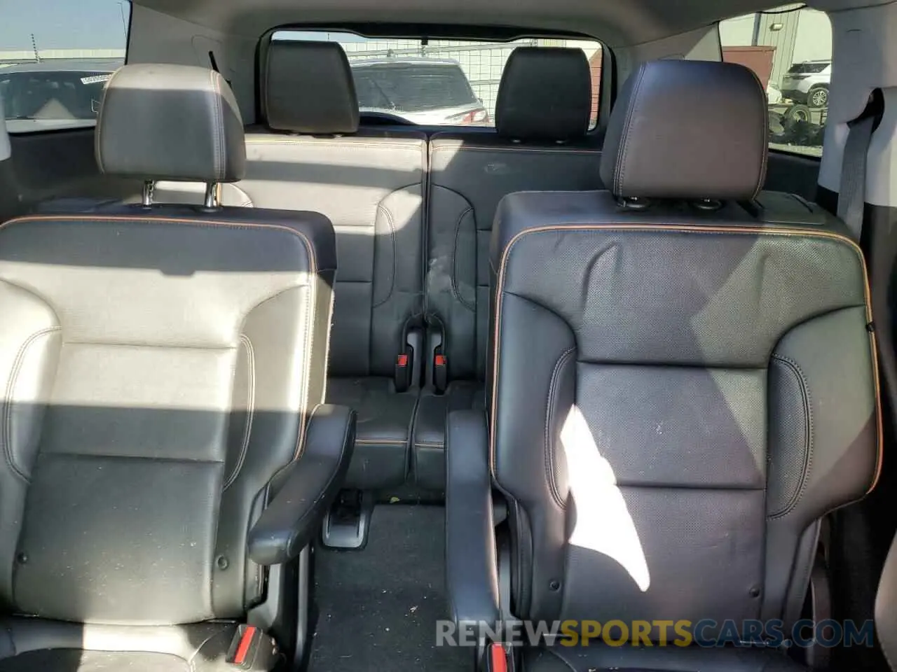 10 Photograph of a damaged car 1GKKNLLS1LZ144105 GMC ACADIA 2020