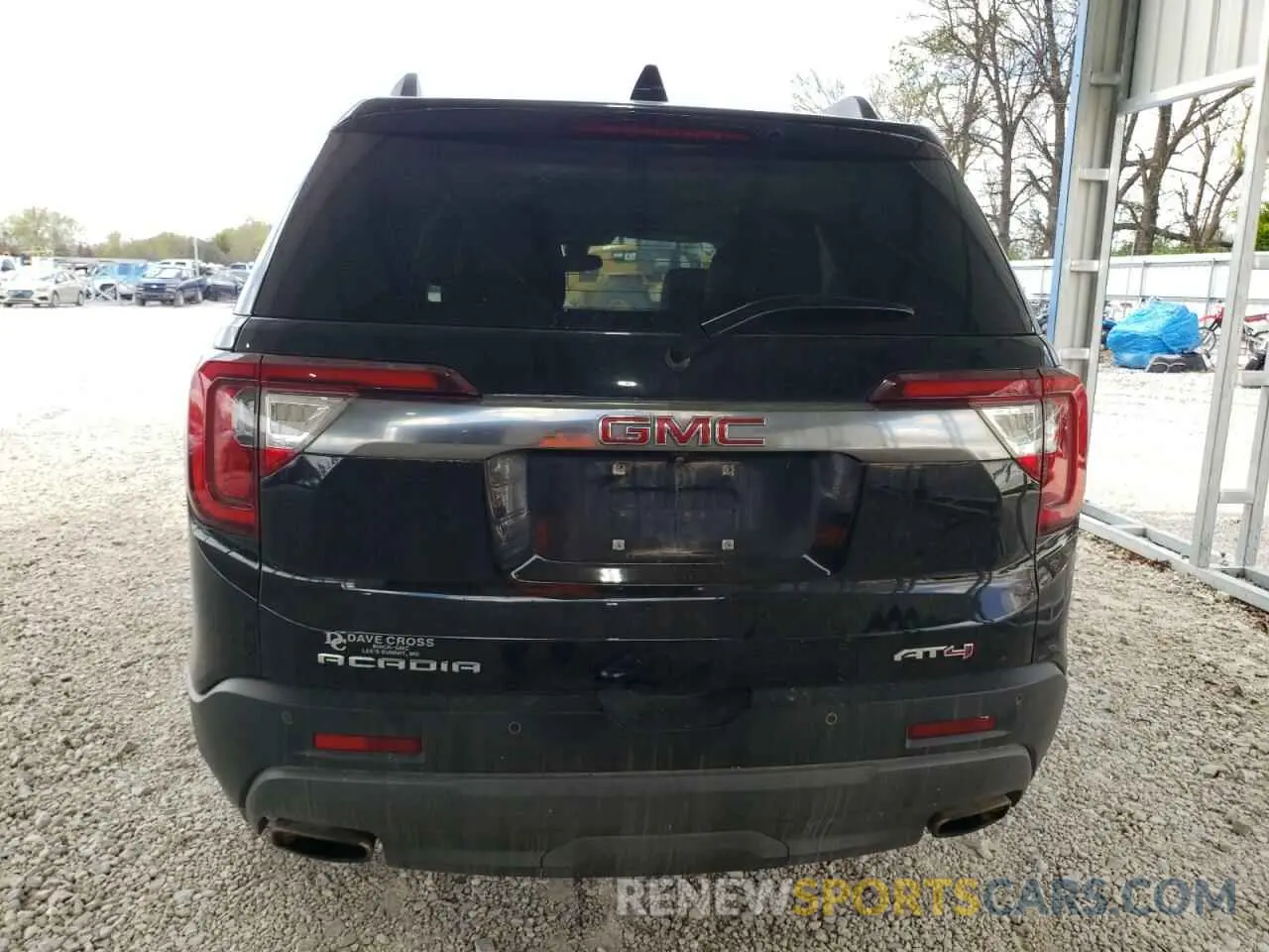 6 Photograph of a damaged car 1GKKNLLS9LZ232108 GMC ACADIA 2020