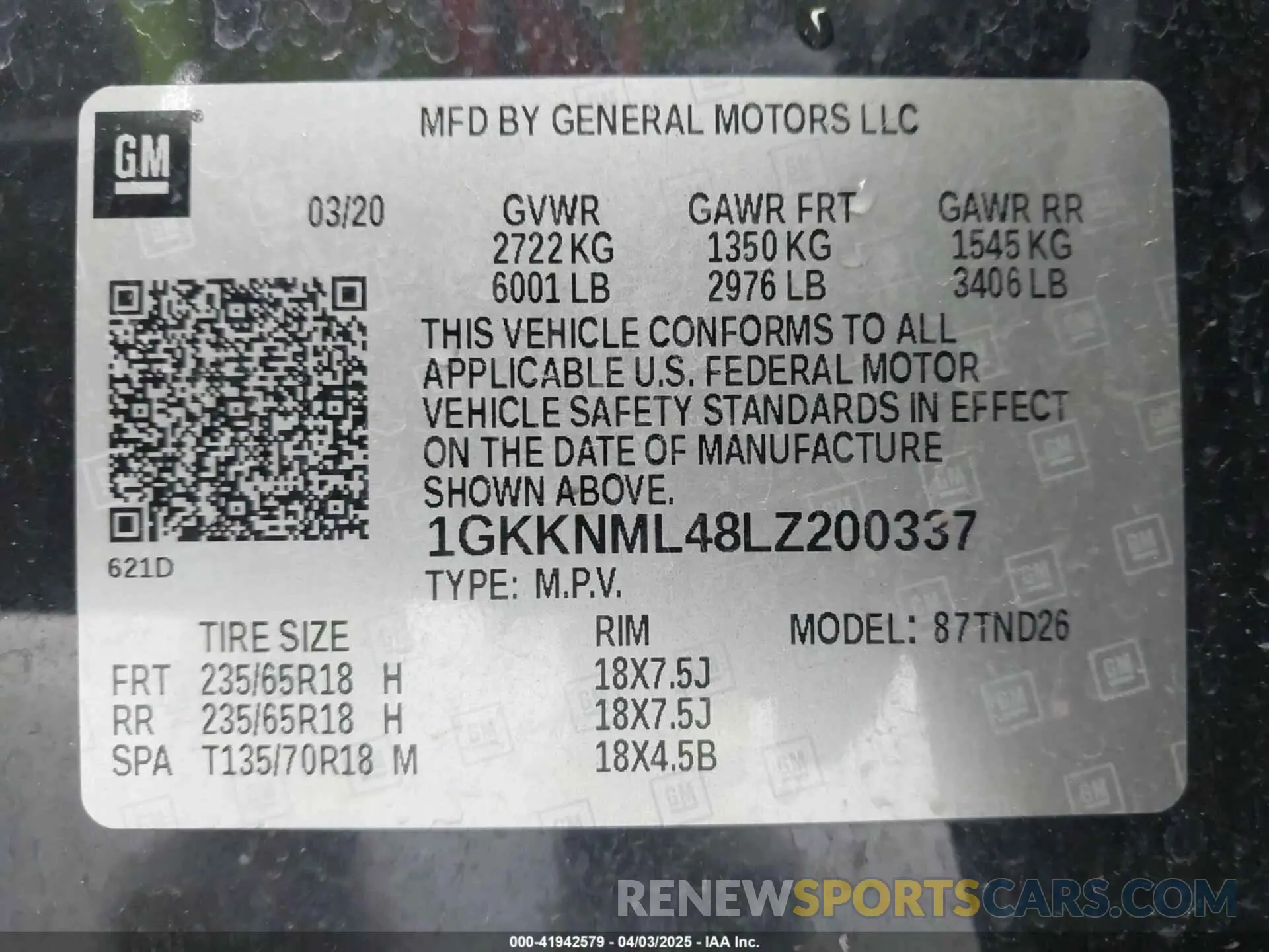 9 Photograph of a damaged car 1GKKNML48LZ200337 GMC ACADIA 2020