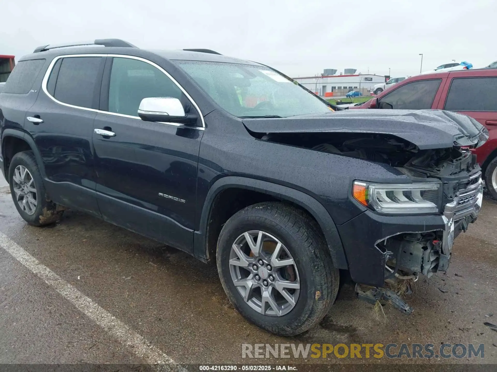 1 Photograph of a damaged car 1GKKNMLS2LZ136651 GMC ACADIA 2020