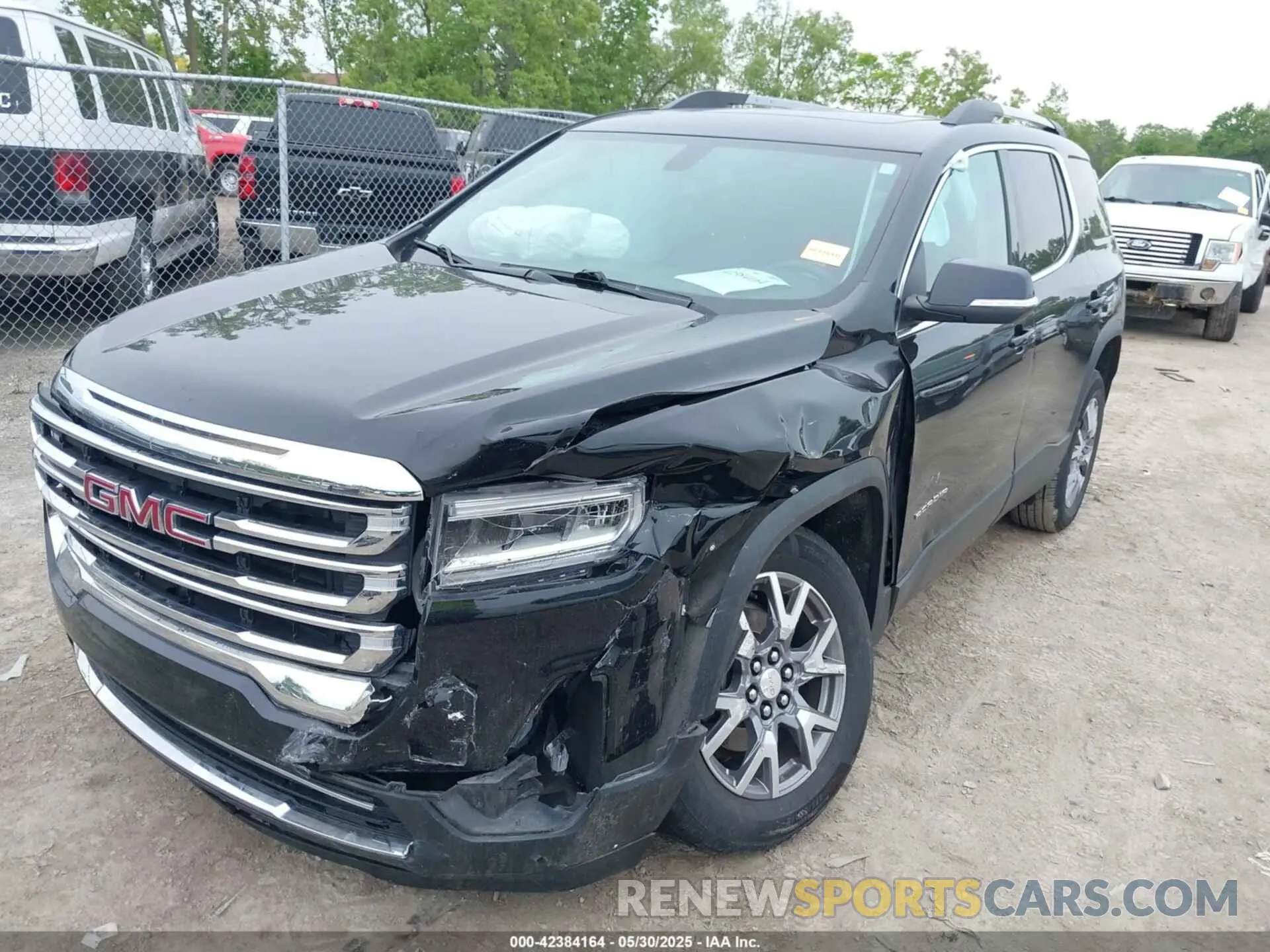 6 Photograph of a damaged car 1GKKNMLS4LZ163494 GMC ACADIA 2020