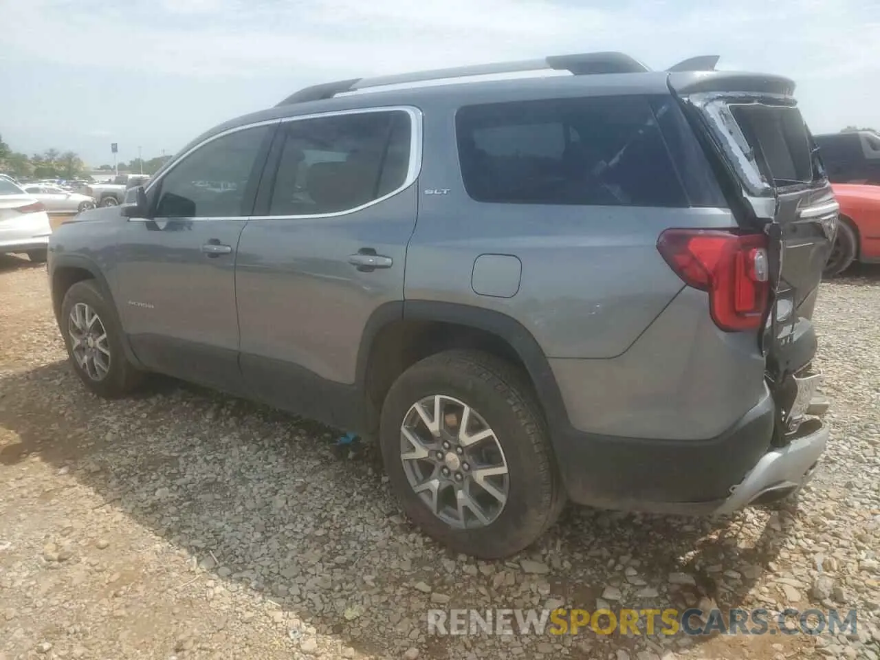 2 Photograph of a damaged car 1GKKNMLS6LZ160340 GMC ACADIA 2020