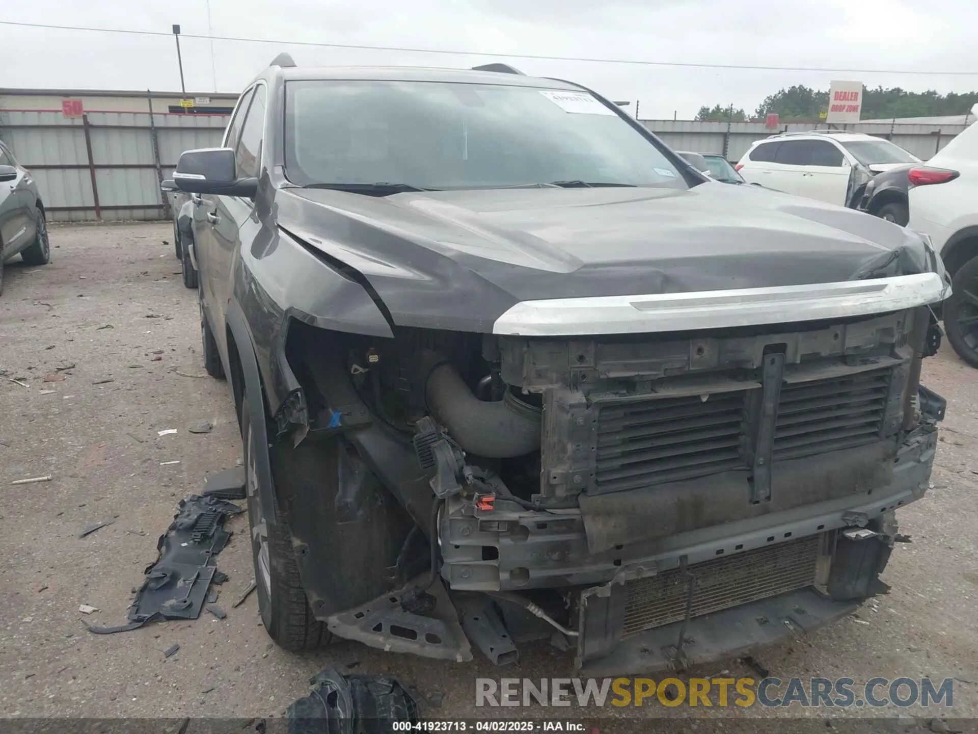 1 Photograph of a damaged car 1GKKNMLS7LZ192276 GMC ACADIA 2020