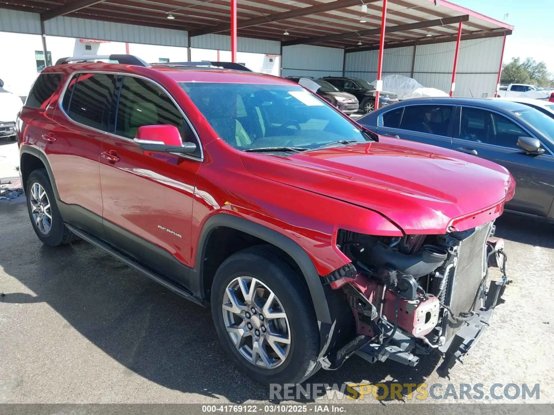 1 Photograph of a damaged car 1GKKNMLS7LZ209156 GMC ACADIA 2020