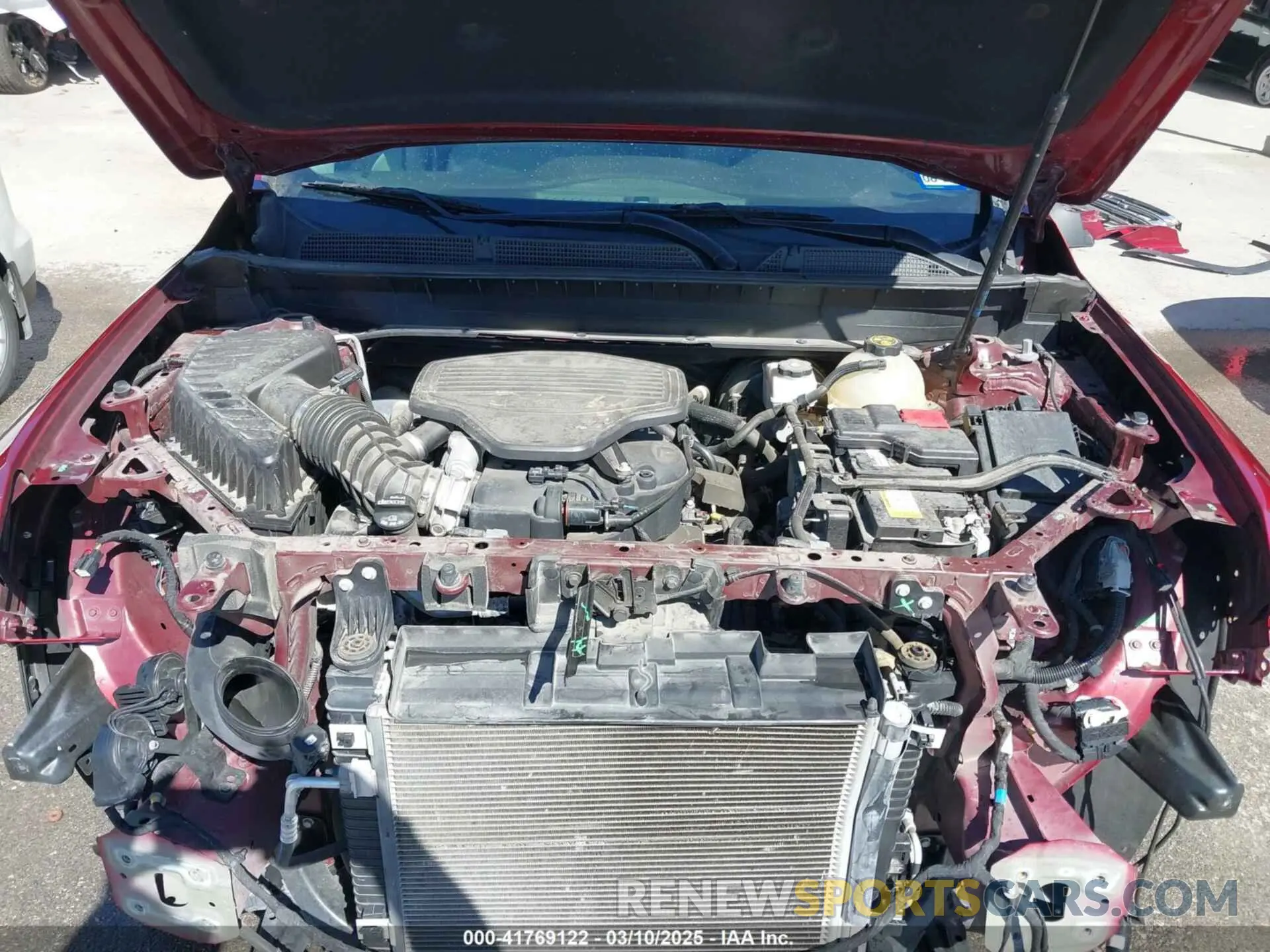 10 Photograph of a damaged car 1GKKNMLS7LZ209156 GMC ACADIA 2020