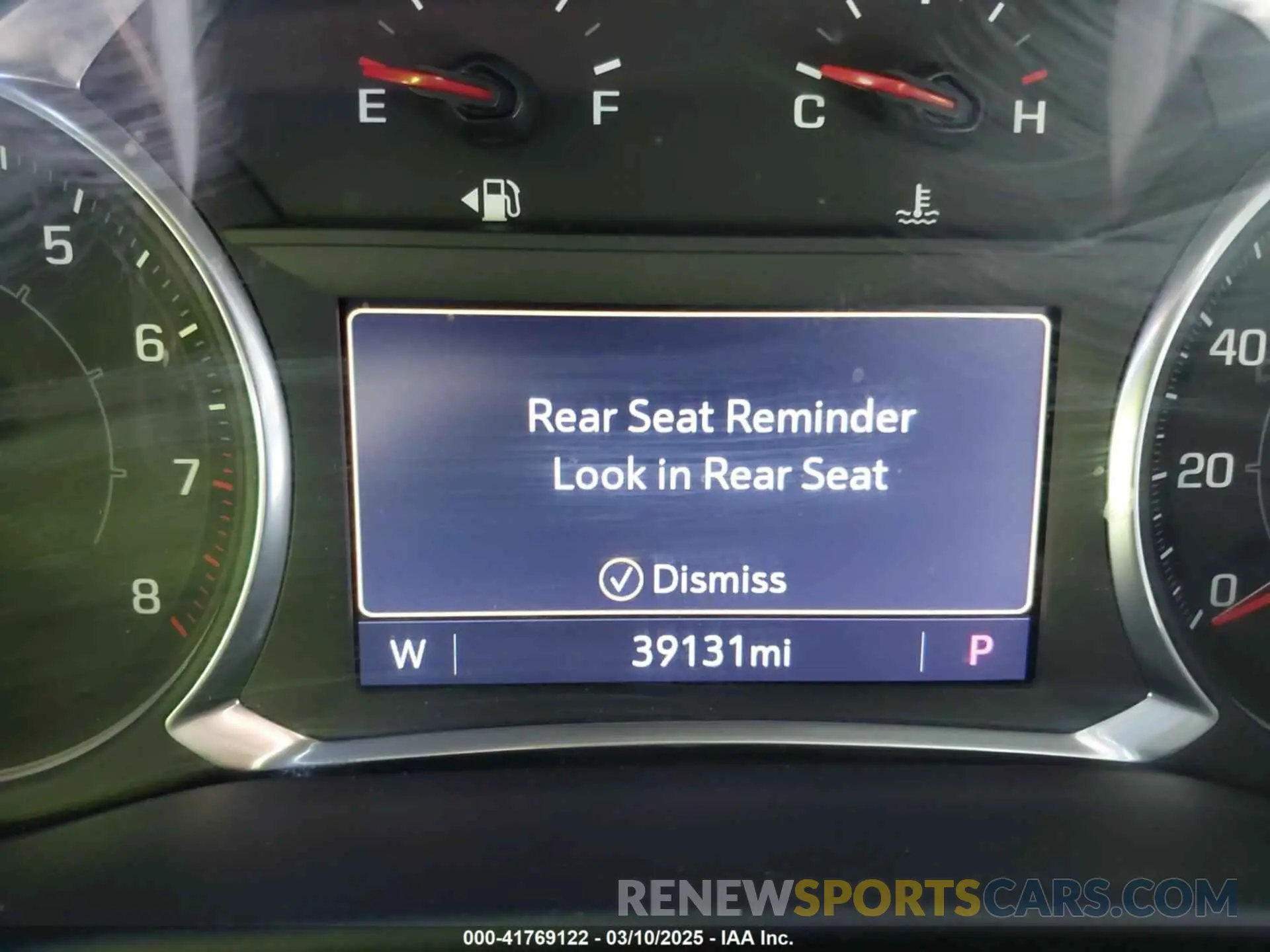 7 Photograph of a damaged car 1GKKNMLS7LZ209156 GMC ACADIA 2020