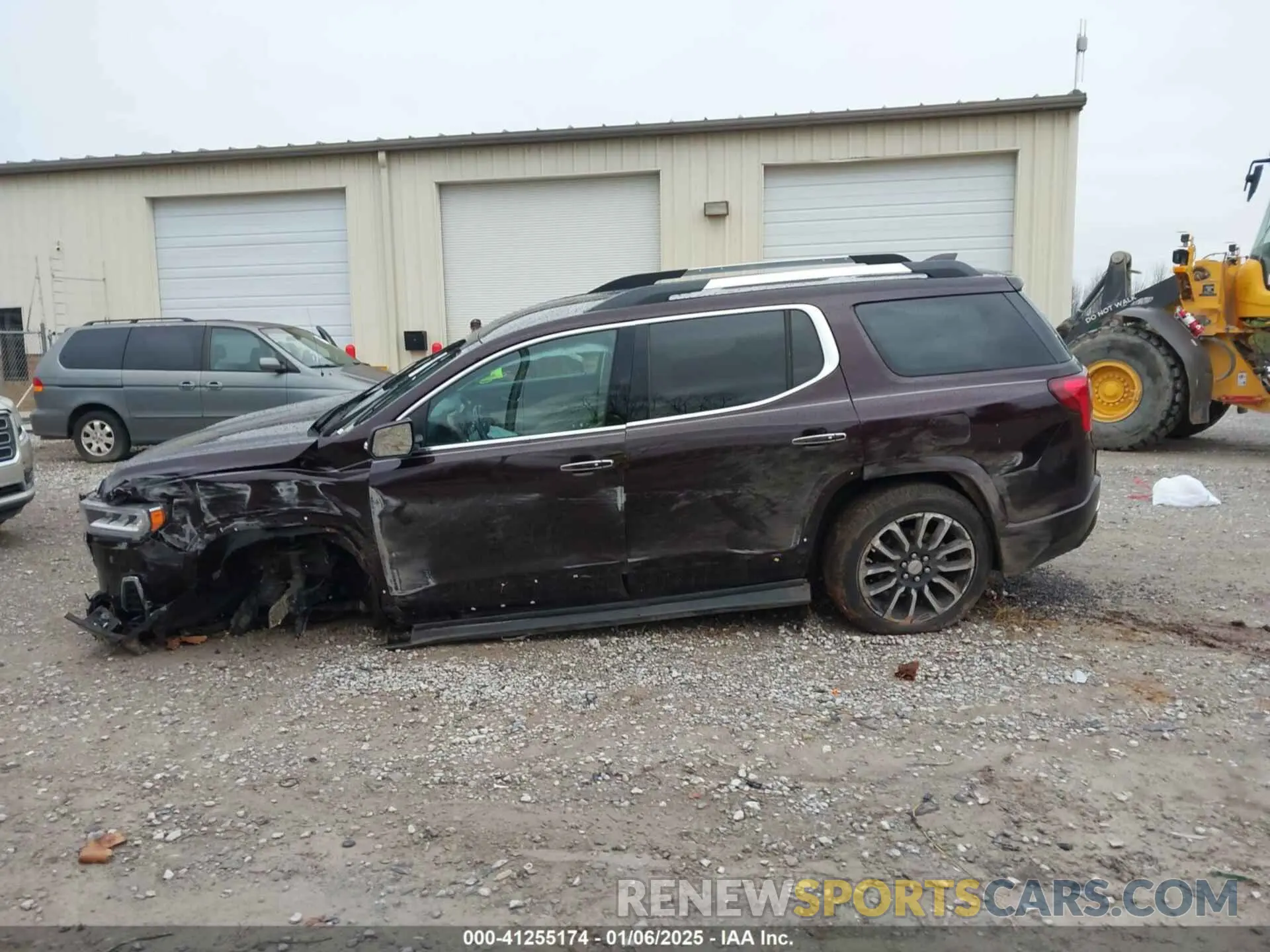 14 Photograph of a damaged car 1GKKNPLS4LZ235005 GMC ACADIA 2020