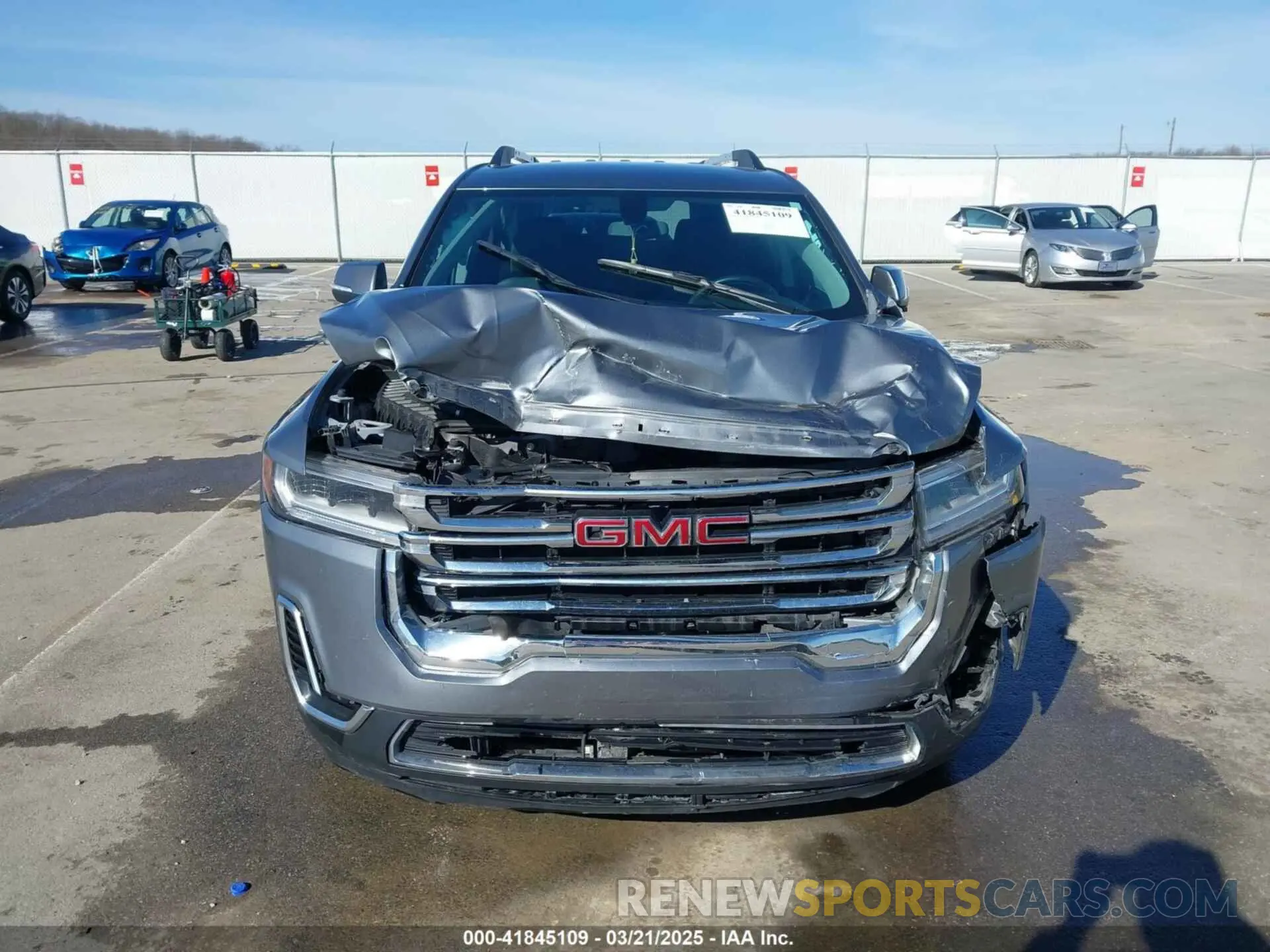 12 Photograph of a damaged car 1GKKNRL4XLZ183327 GMC ACADIA 2020